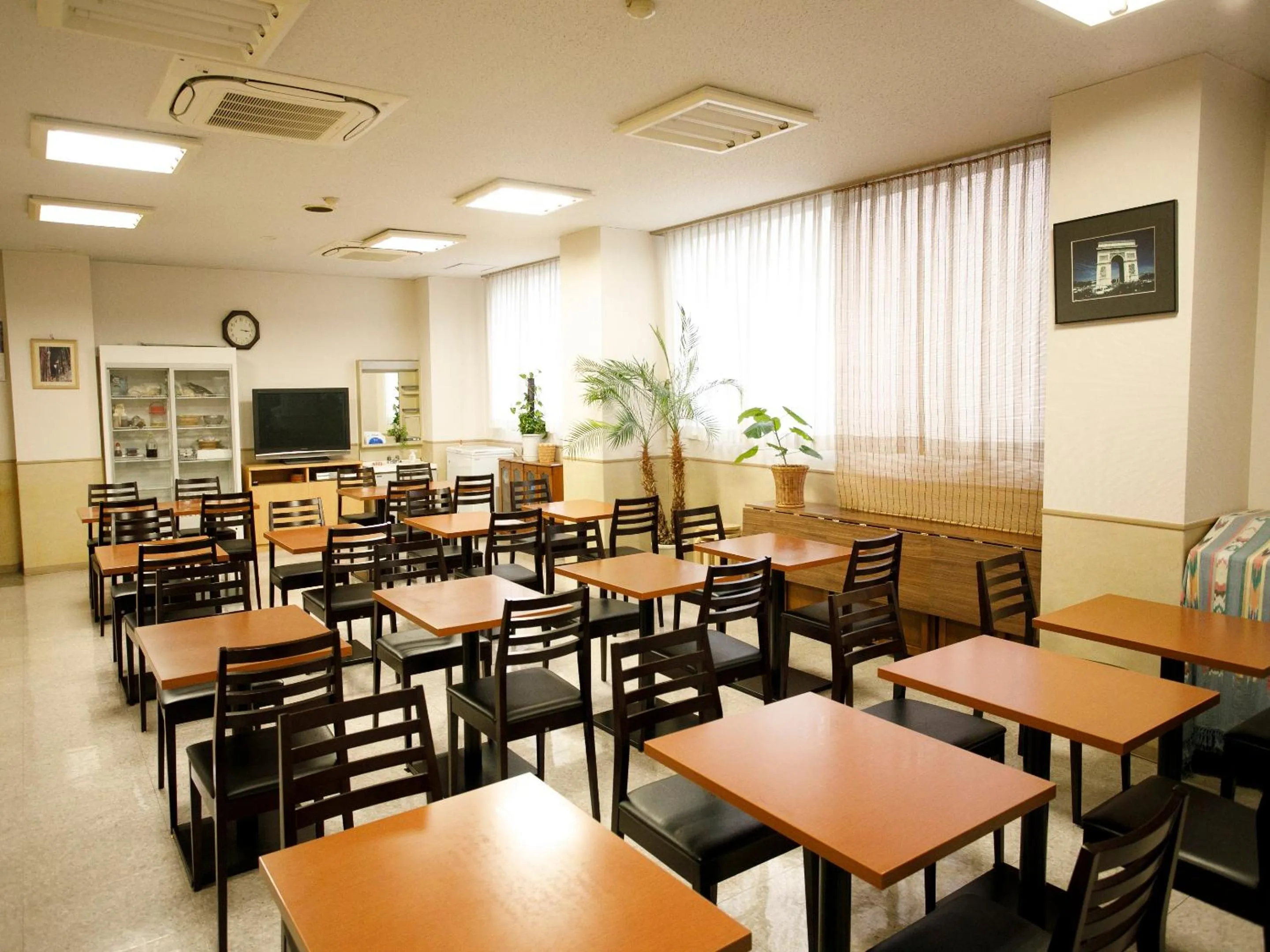 Restaurant/places to eat in Koga Central Hotel