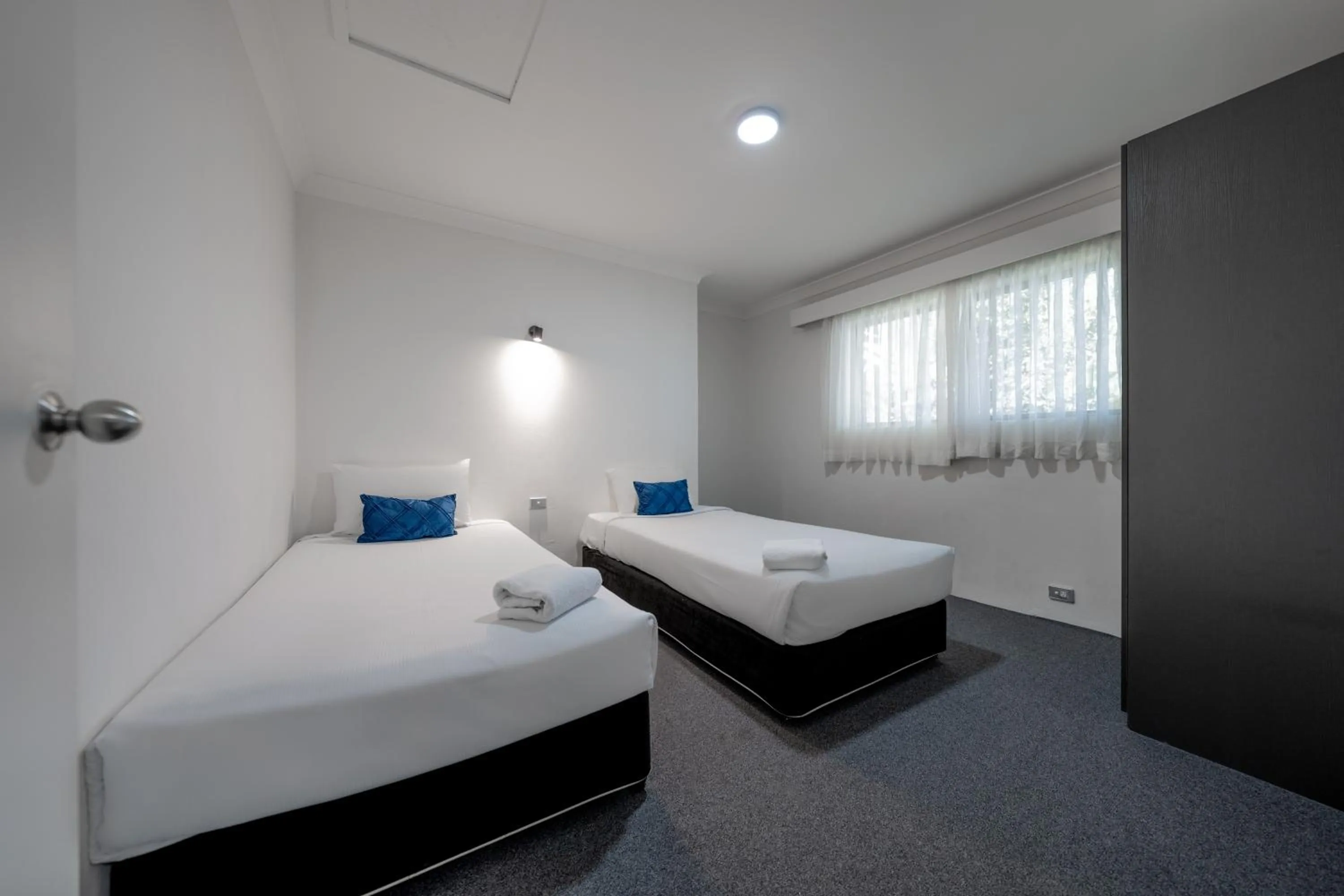 Bed in The Select Inn Gosford