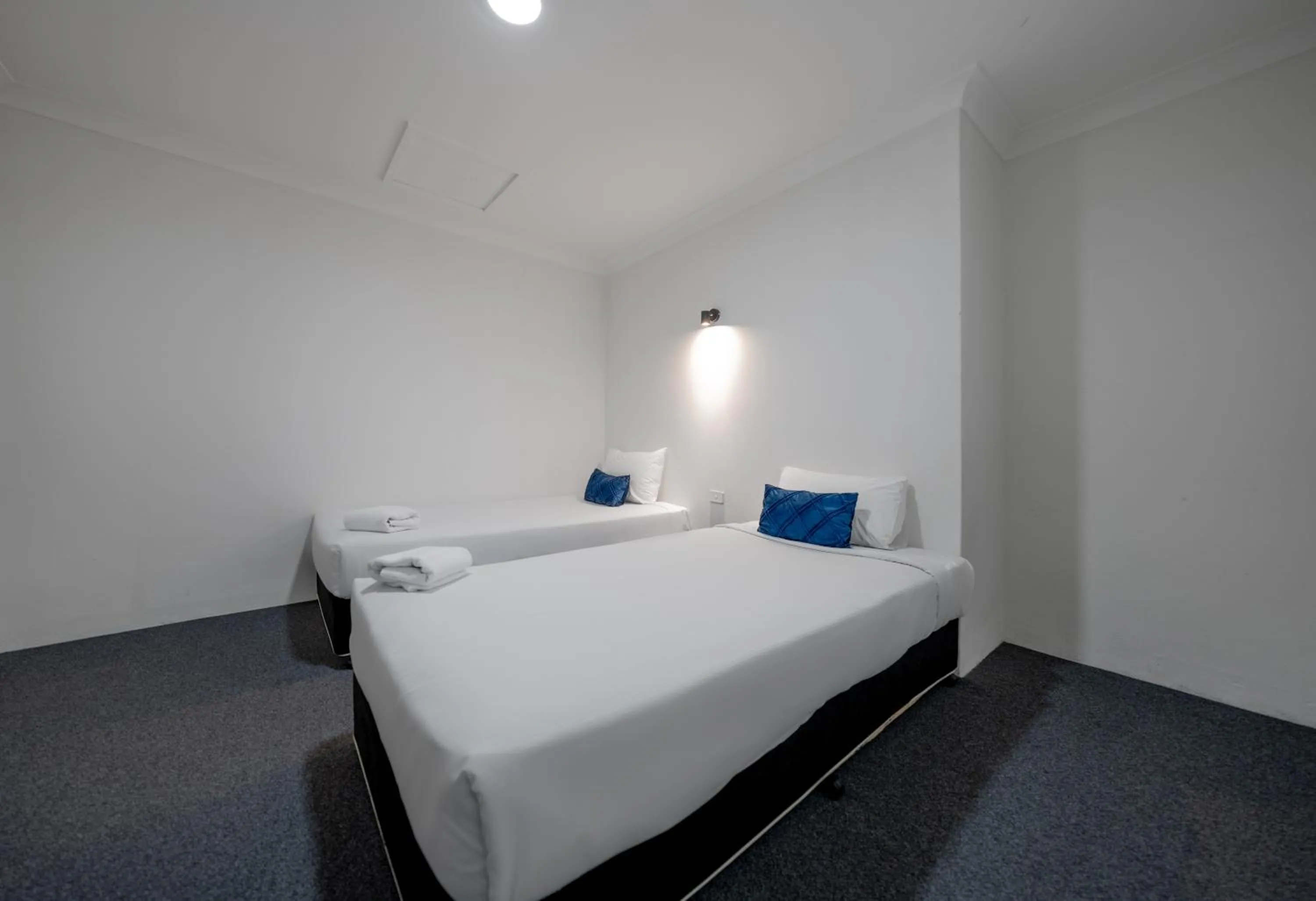 Bed in The Select Inn Gosford