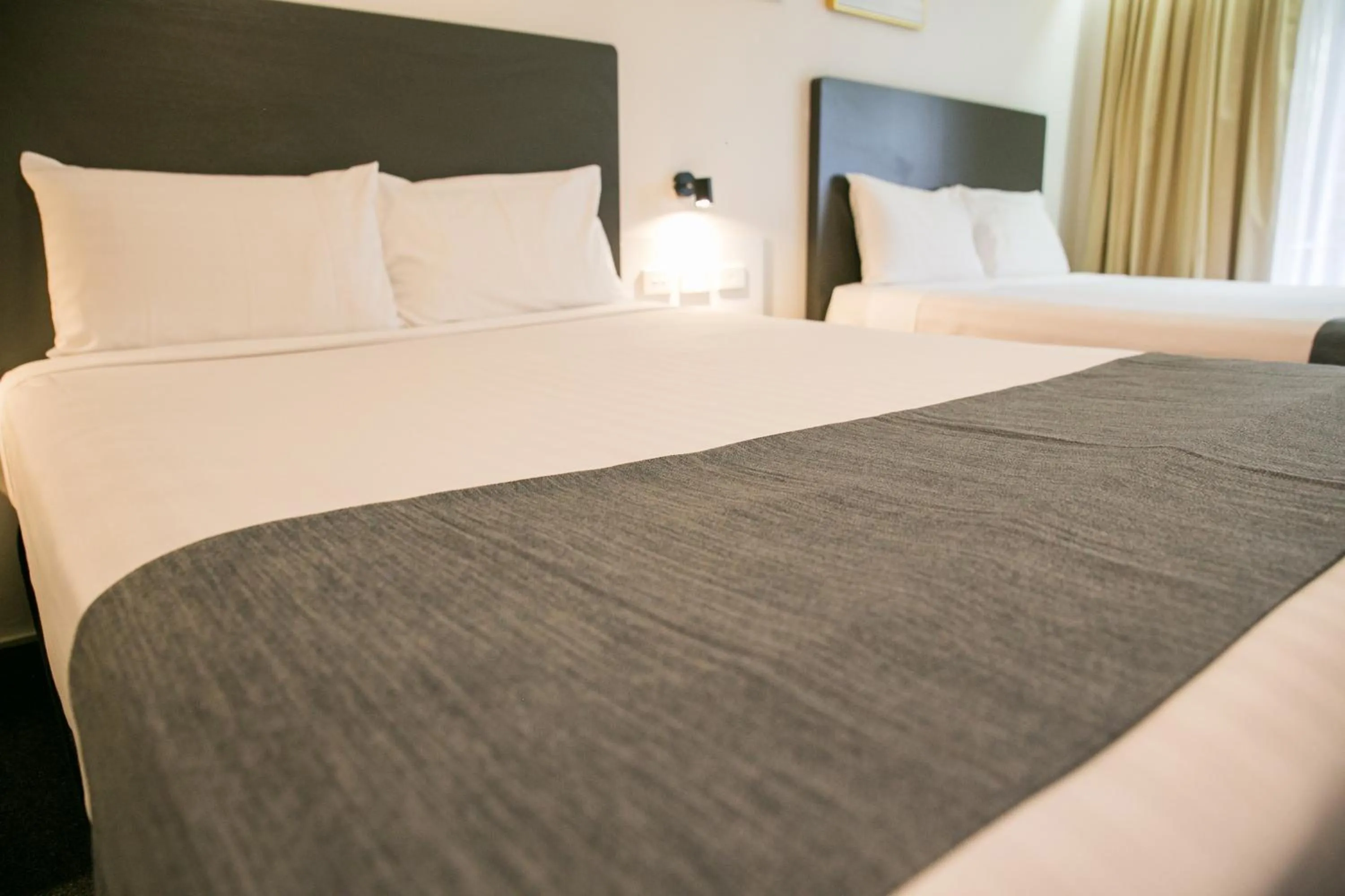 Bed in The Select Inn Gosford