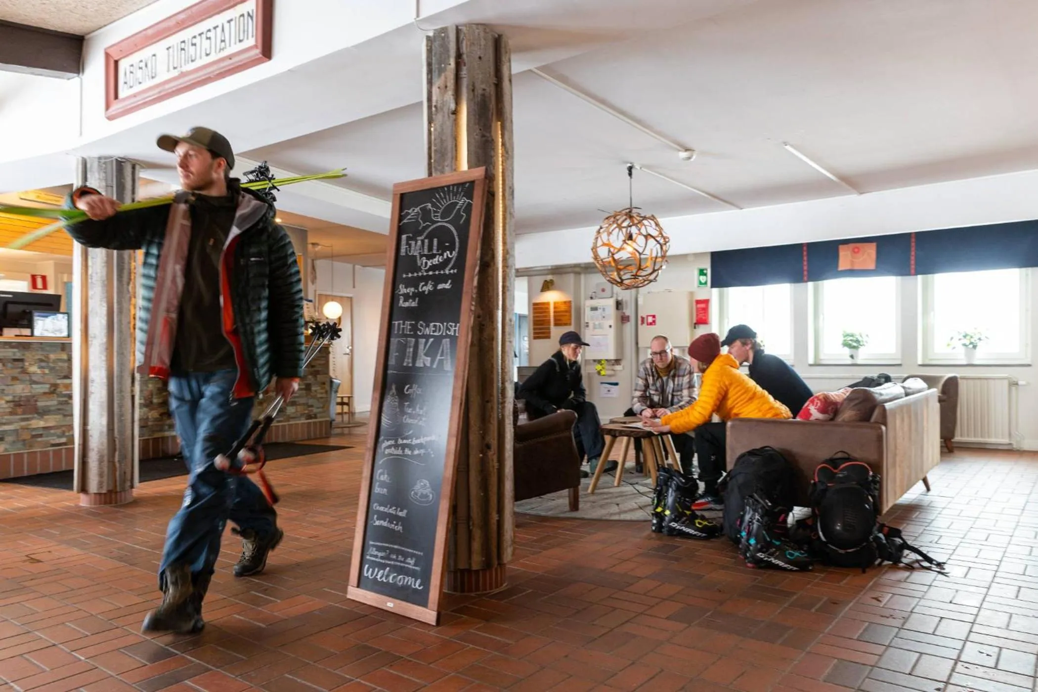 Lobby or reception in STF Abisko Turiststation