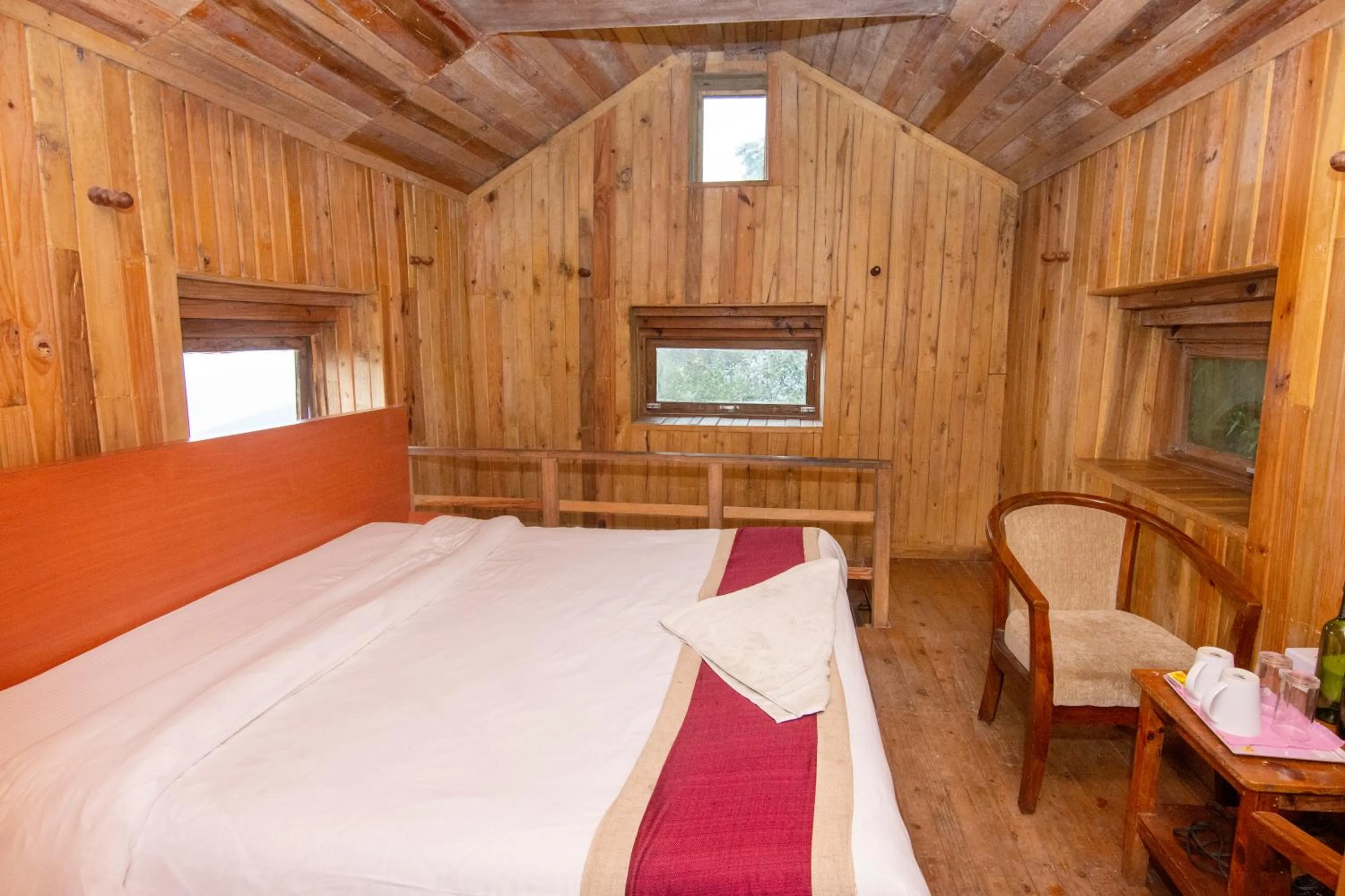 Bed in Everest Manla Resort