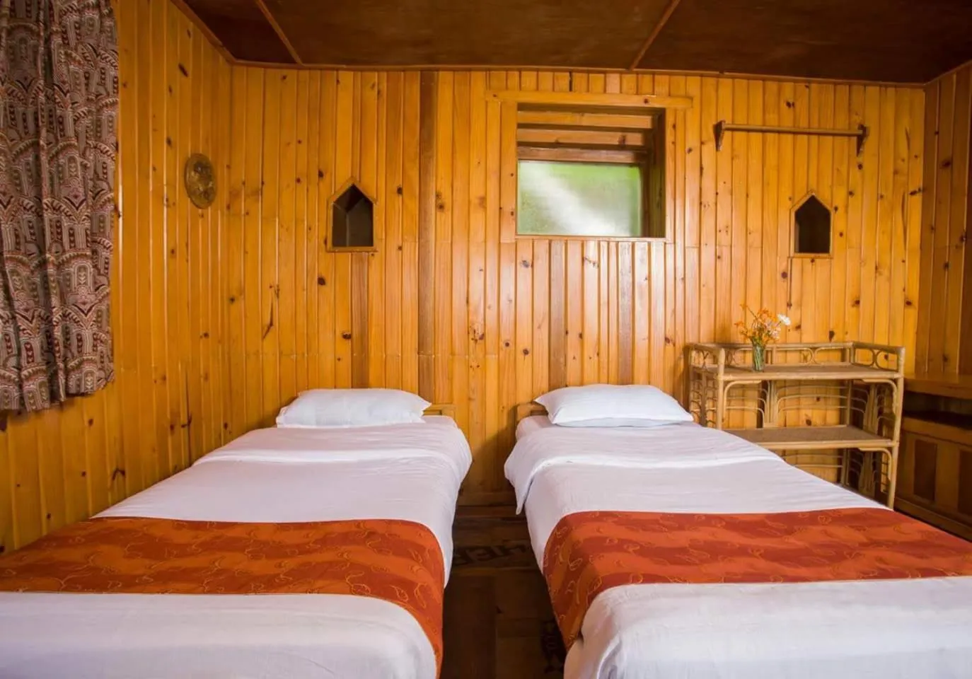 Bed in Everest Manla Resort