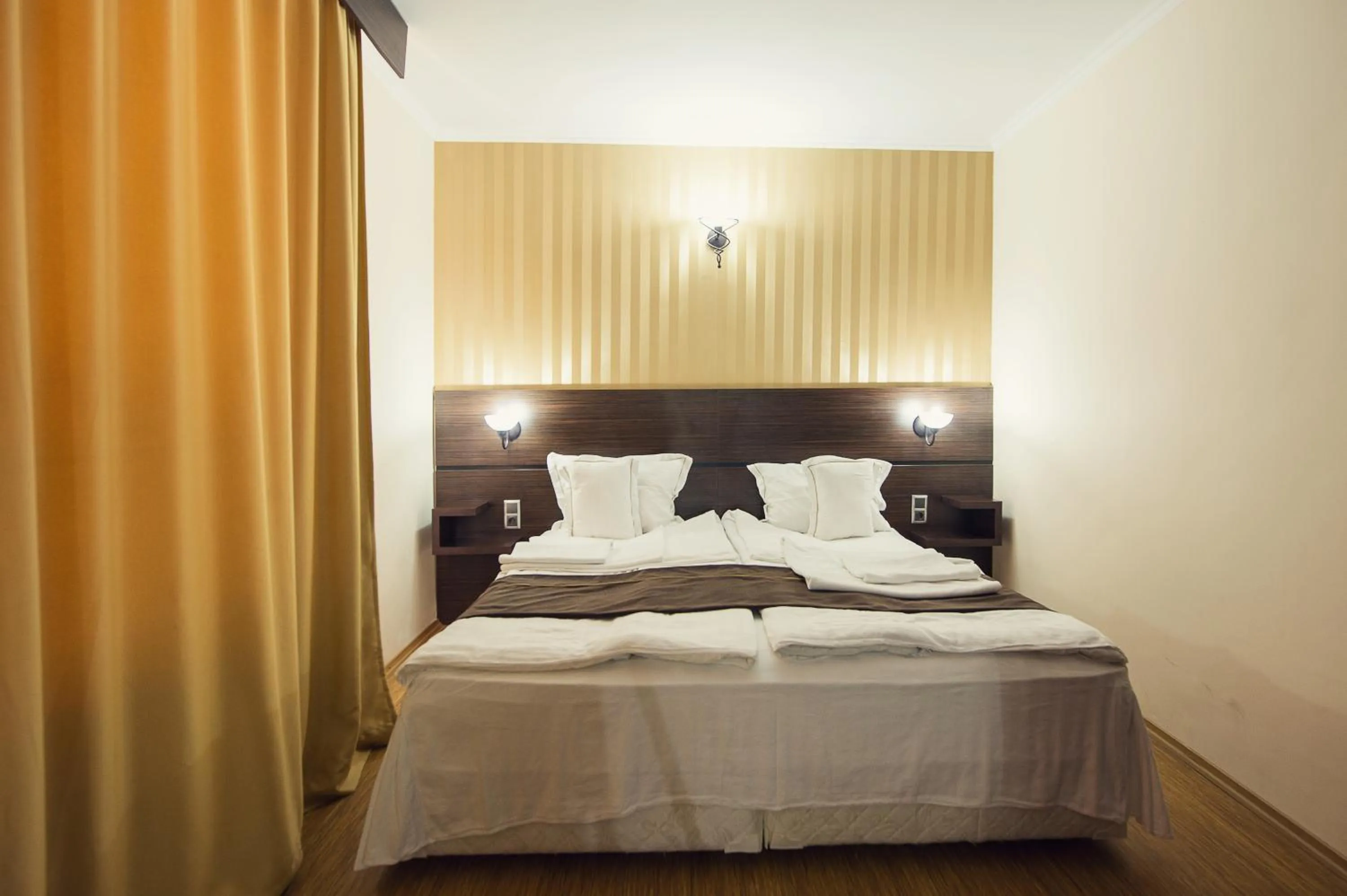 Bathroom in Family Hotel Hebar