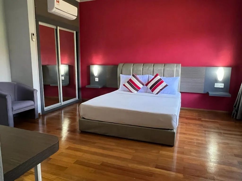 Bed in Seri Indah Resort