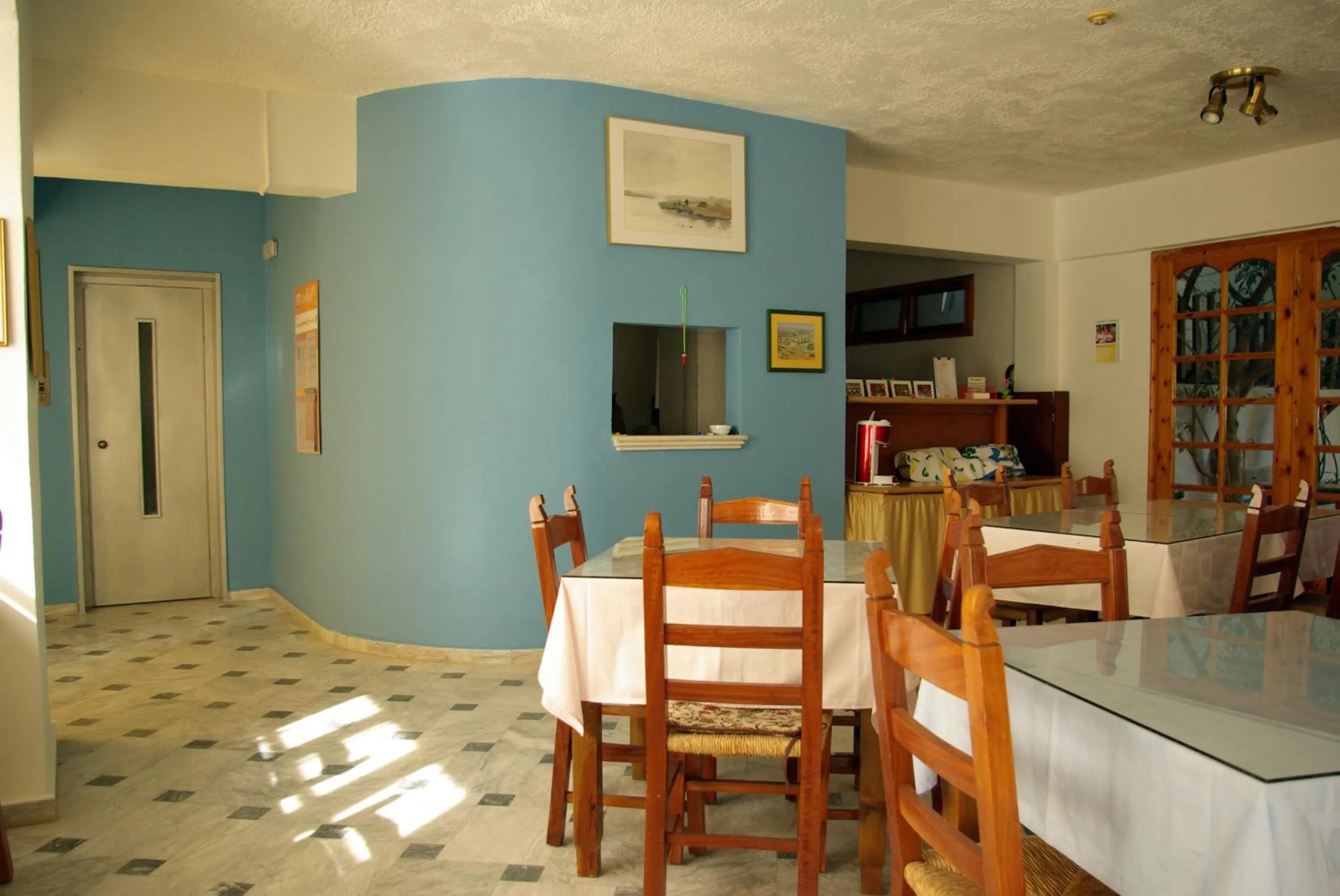 Restaurant/places to eat in Ostria