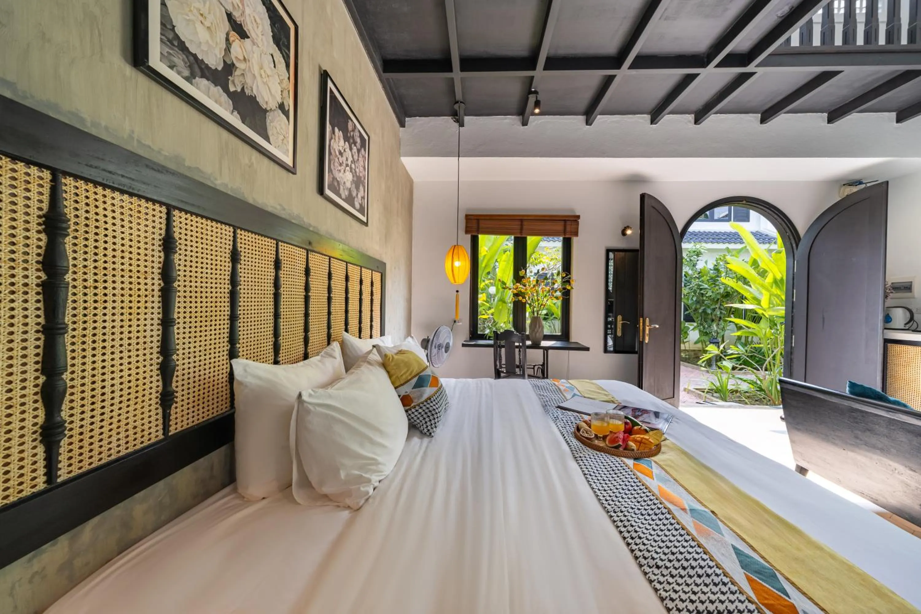 Bed in Nghé Garden Resort Hội An