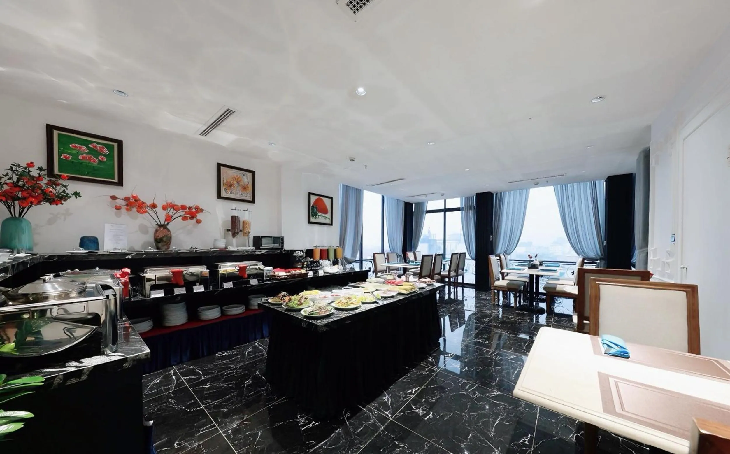 Restaurant/places to eat in Hanoi Dalvostro Valentino Hotel & Spa