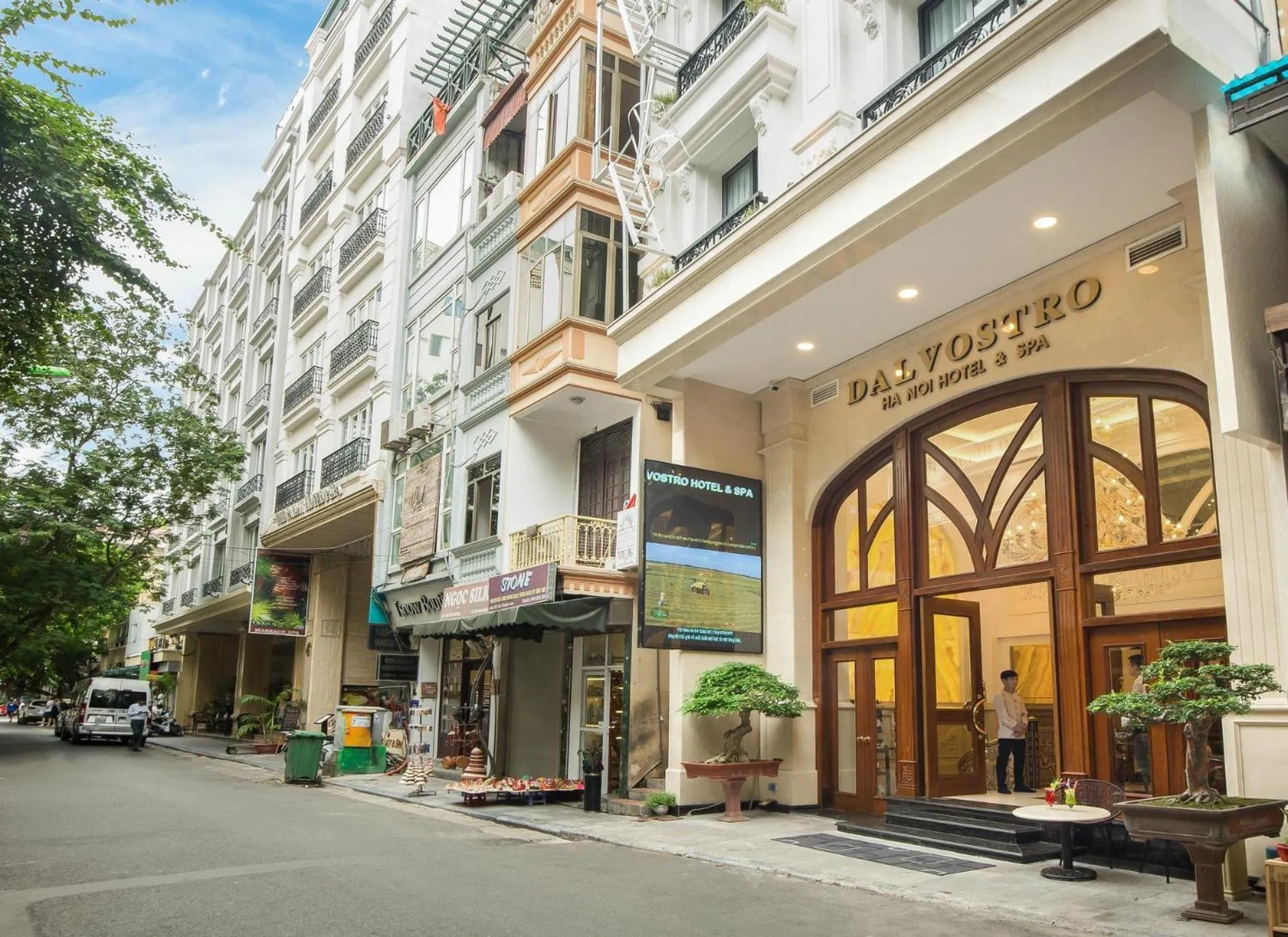 Property building in Hanoi Dalvostro Valentino Hotel & Spa
