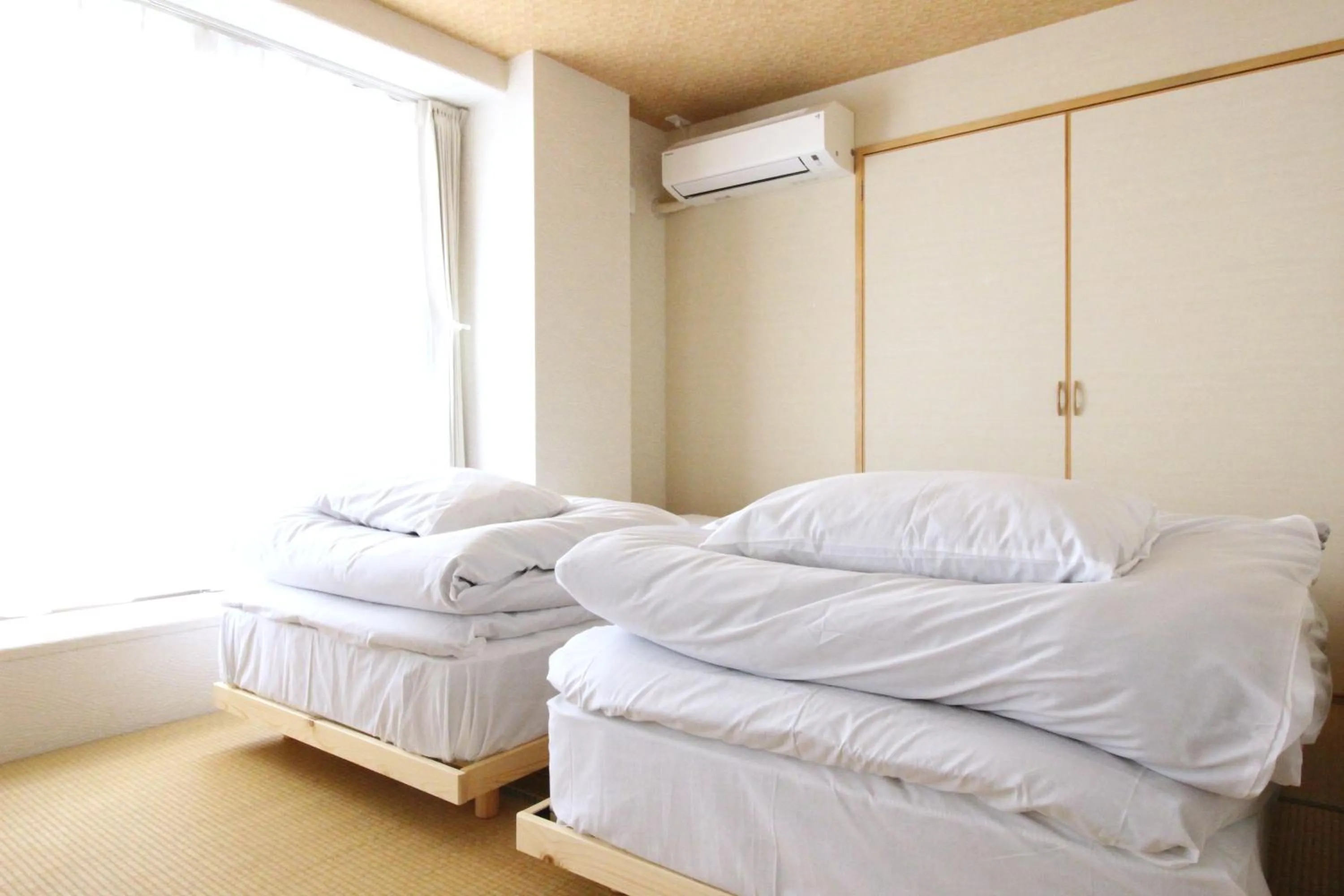 Bed in Mcity in Wakasa