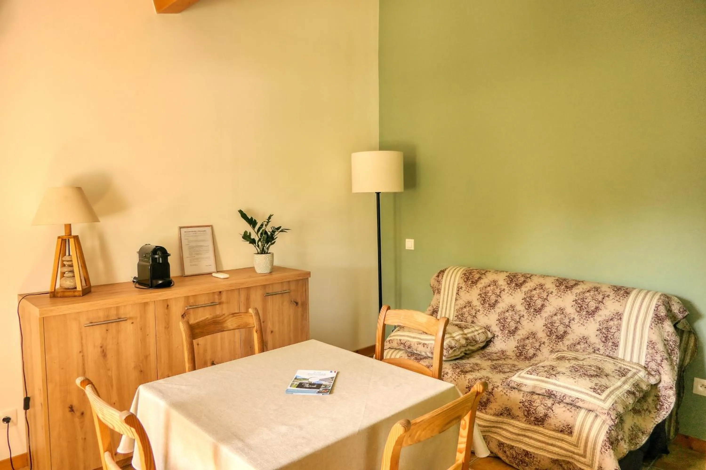 Living room in Côté Lavande