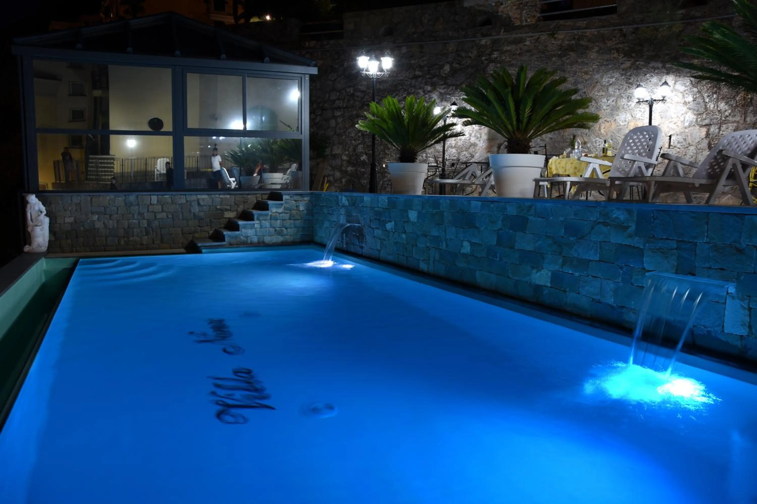 Pool view in Villa Nina