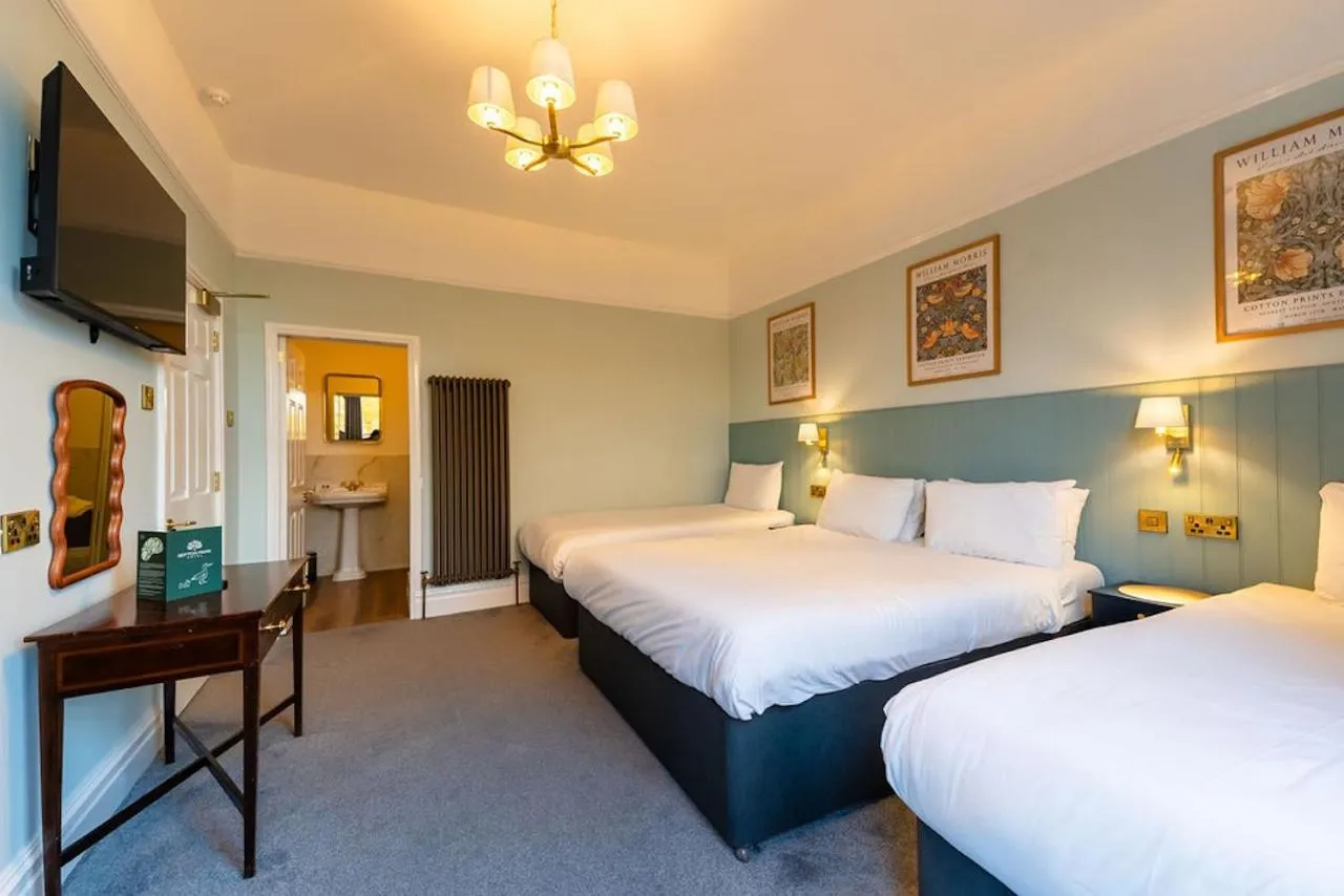 Bed in Sefton Park Hotel