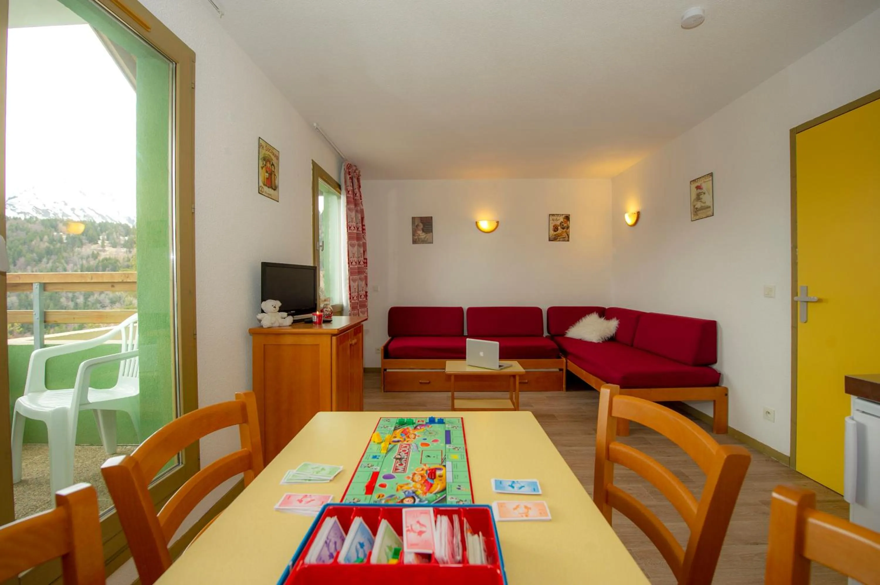 Living room in Résidence Capfun Couleurs Soleil, Oz en Oisans