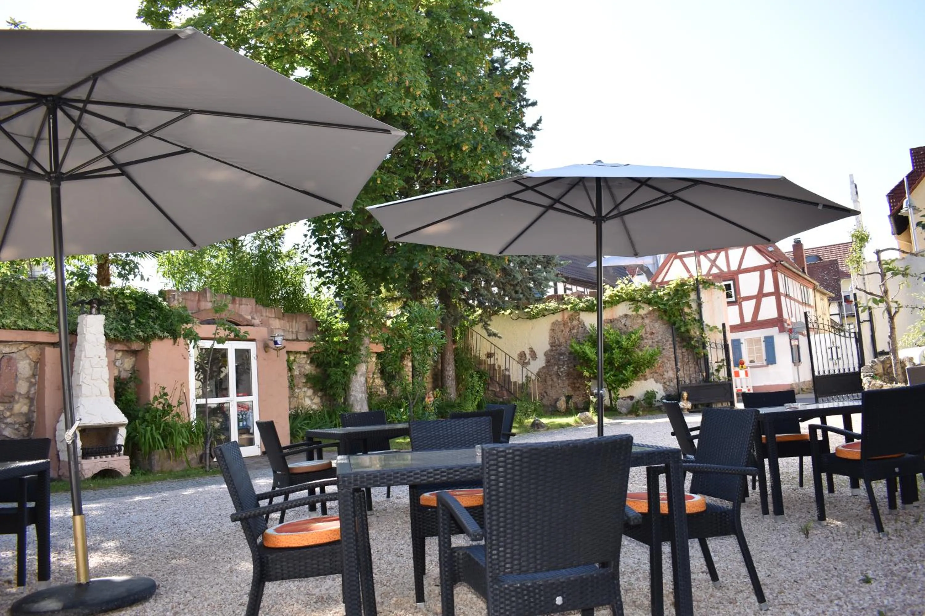 Patio in Hotel Karthäuser Hof