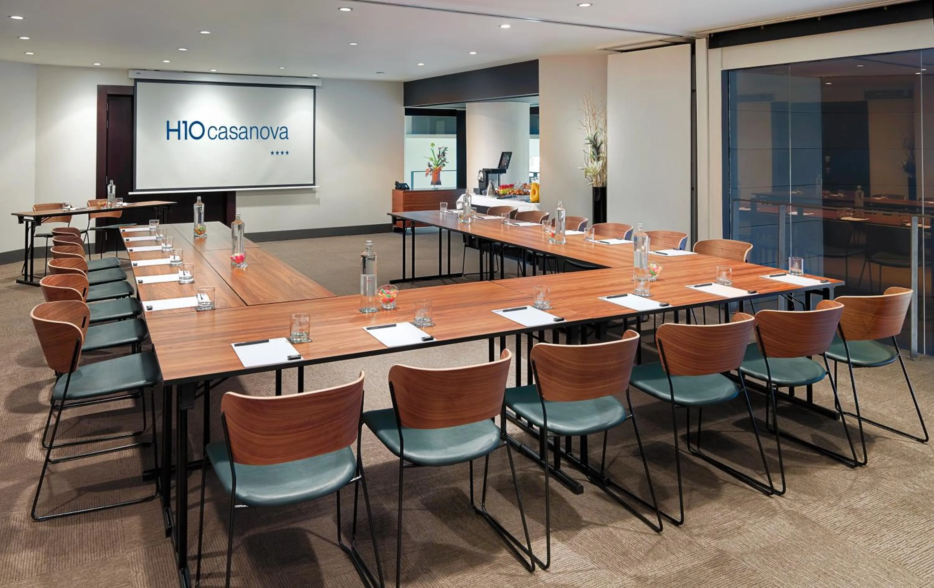 Meeting/conference room in H10 Casanova