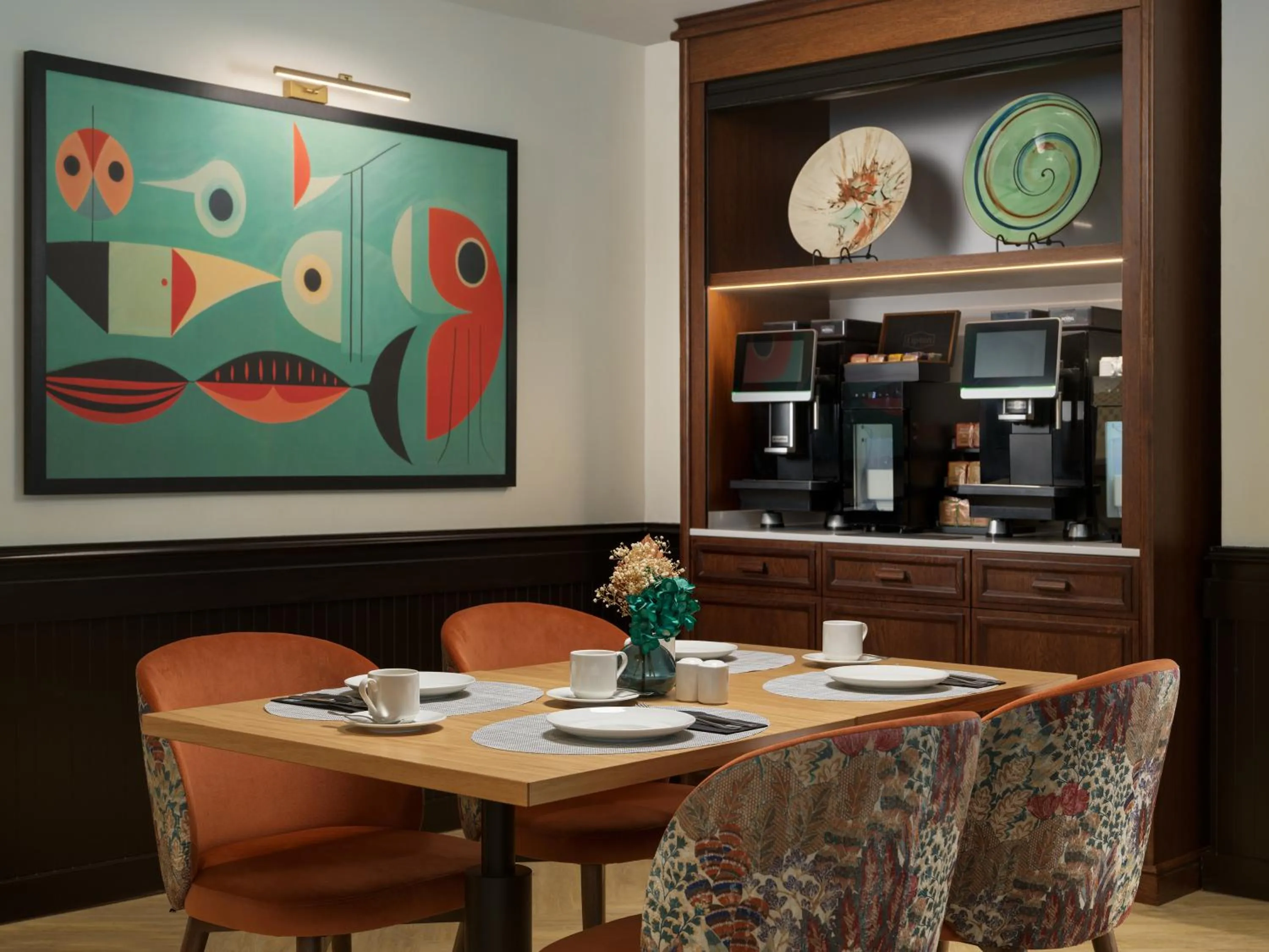 Restaurant/places to eat in H10 Casanova