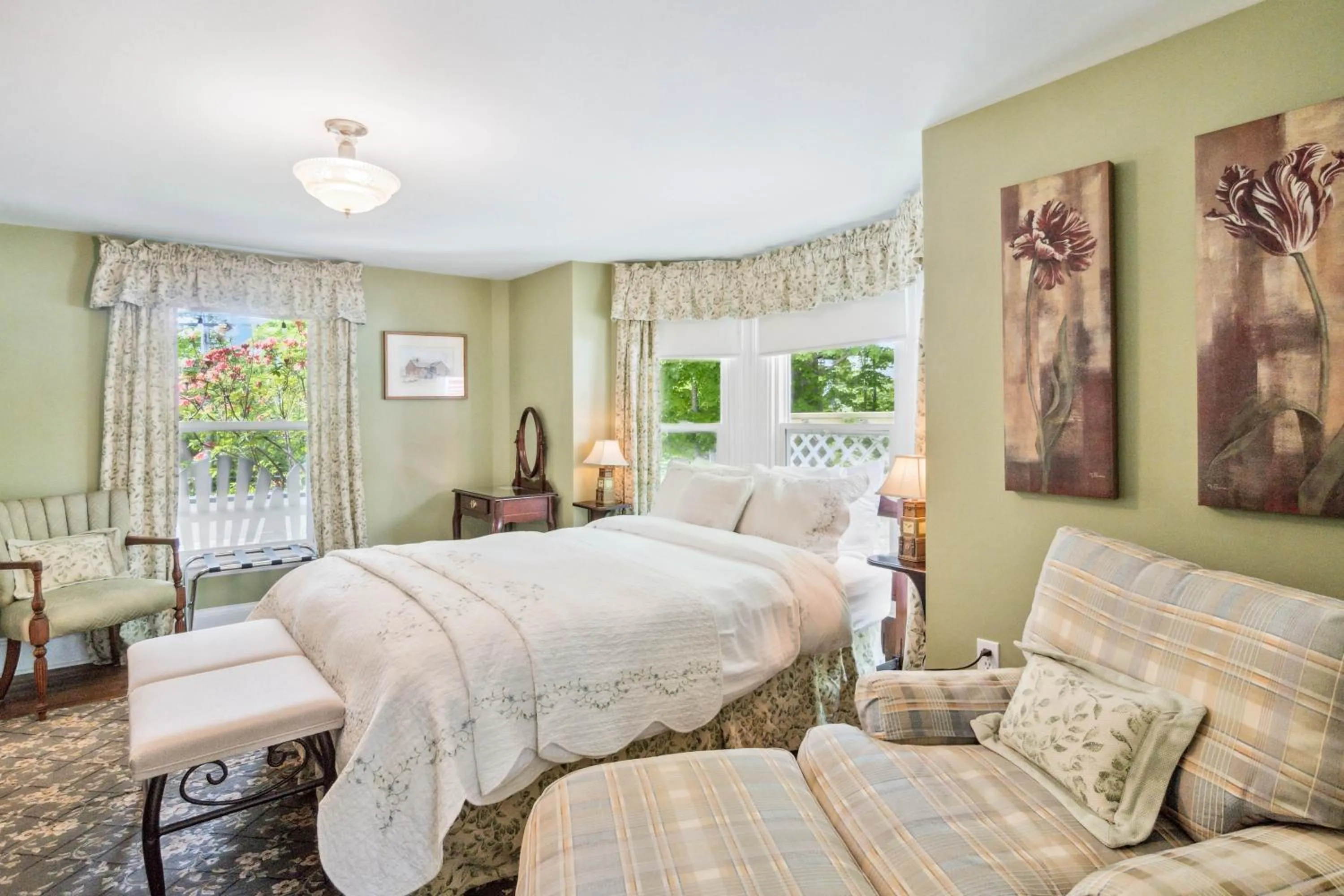 Bedroom, Bed in Farmhouse Inn B&B