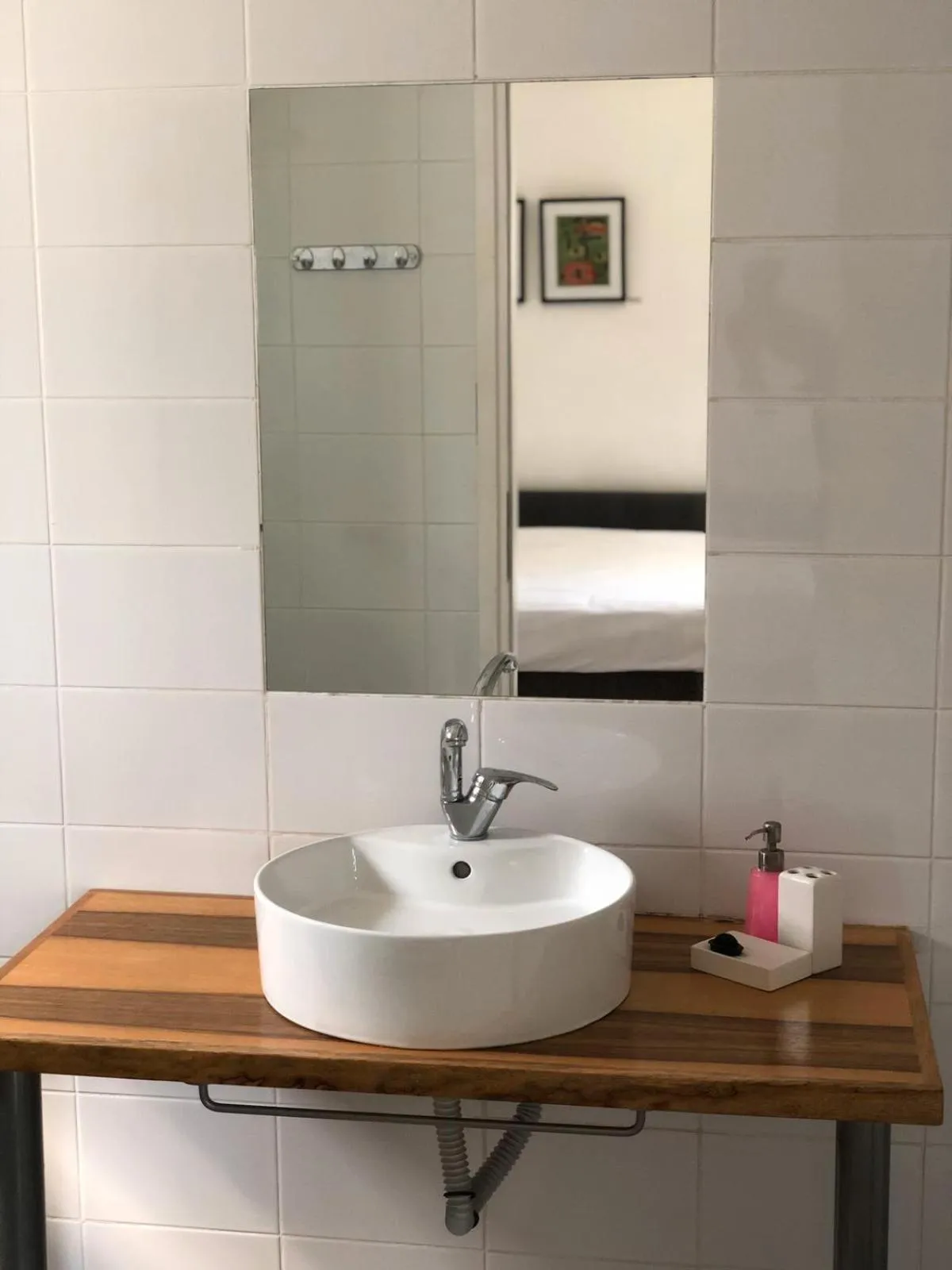 Bathroom in G38 Rental Apartment Building