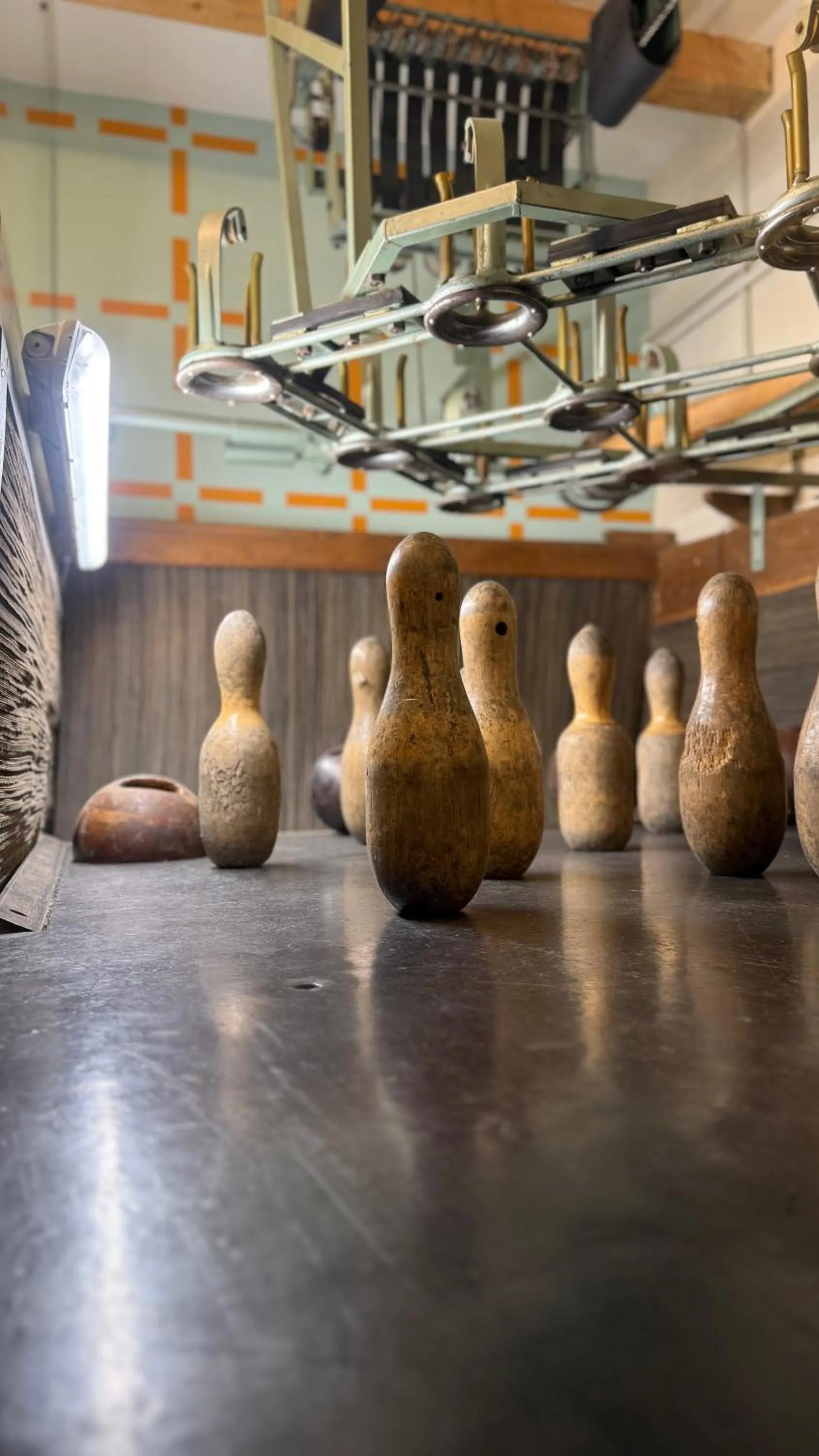 Bowling in Bata Club Haus