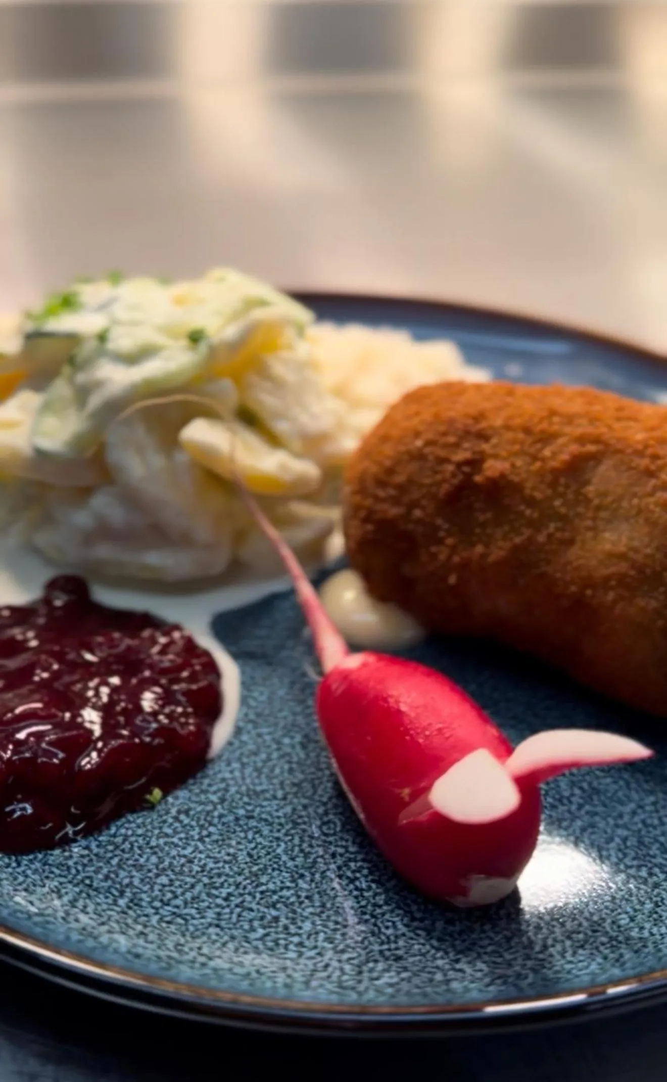 Restaurant/places to eat in Bata Club Haus