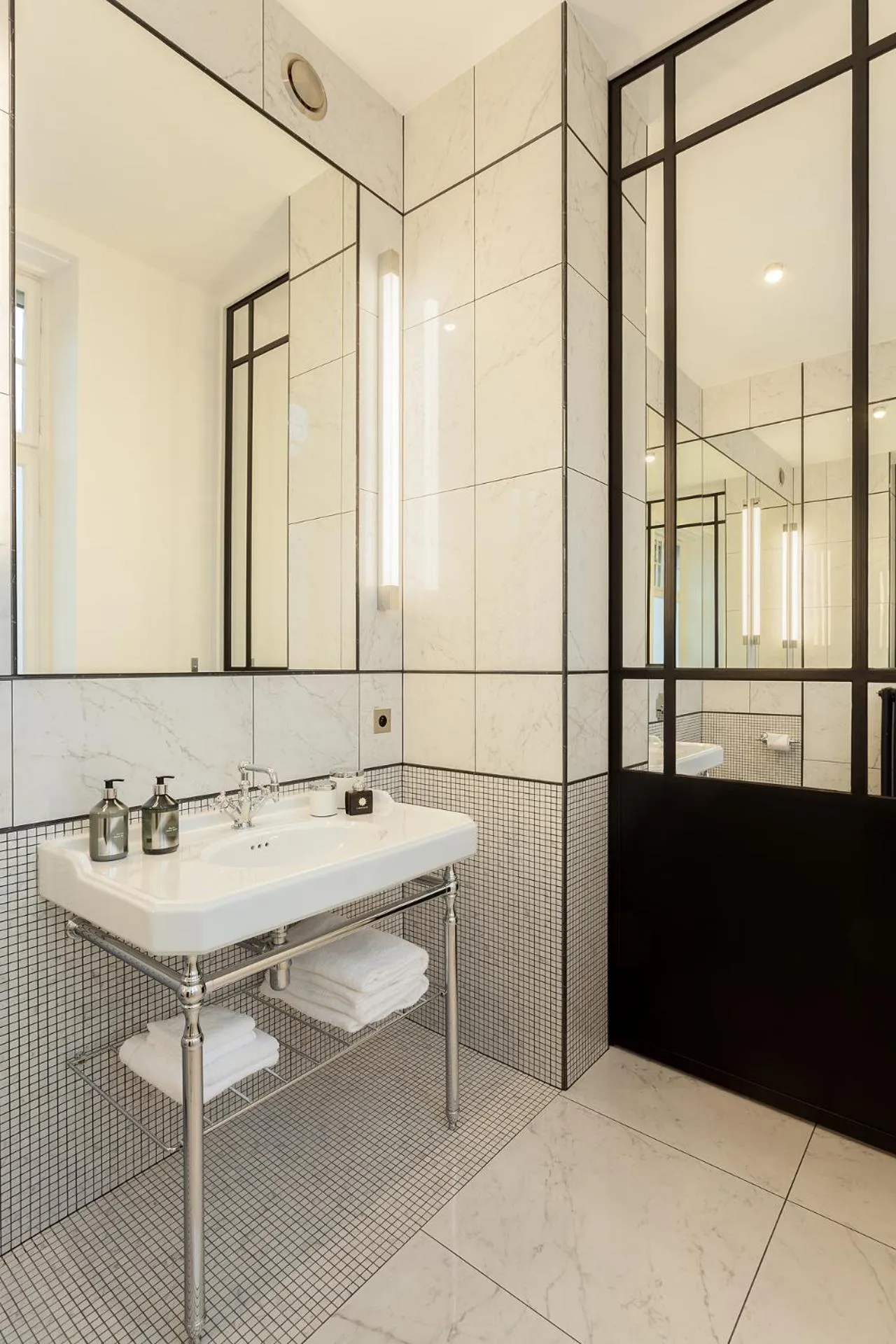 Bathroom in Villa Camoufle