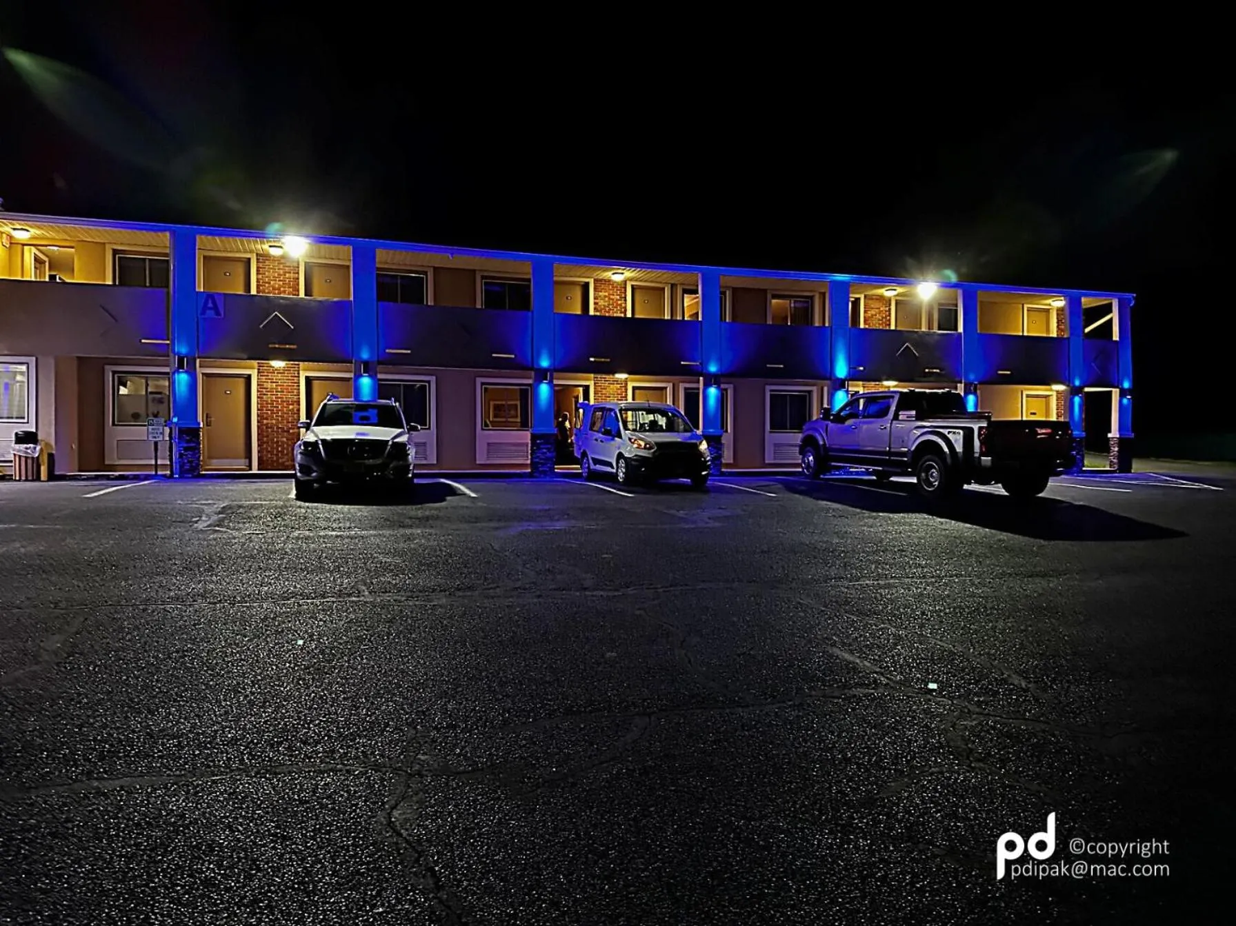 Property building in Travel Inn & Suites Flemington