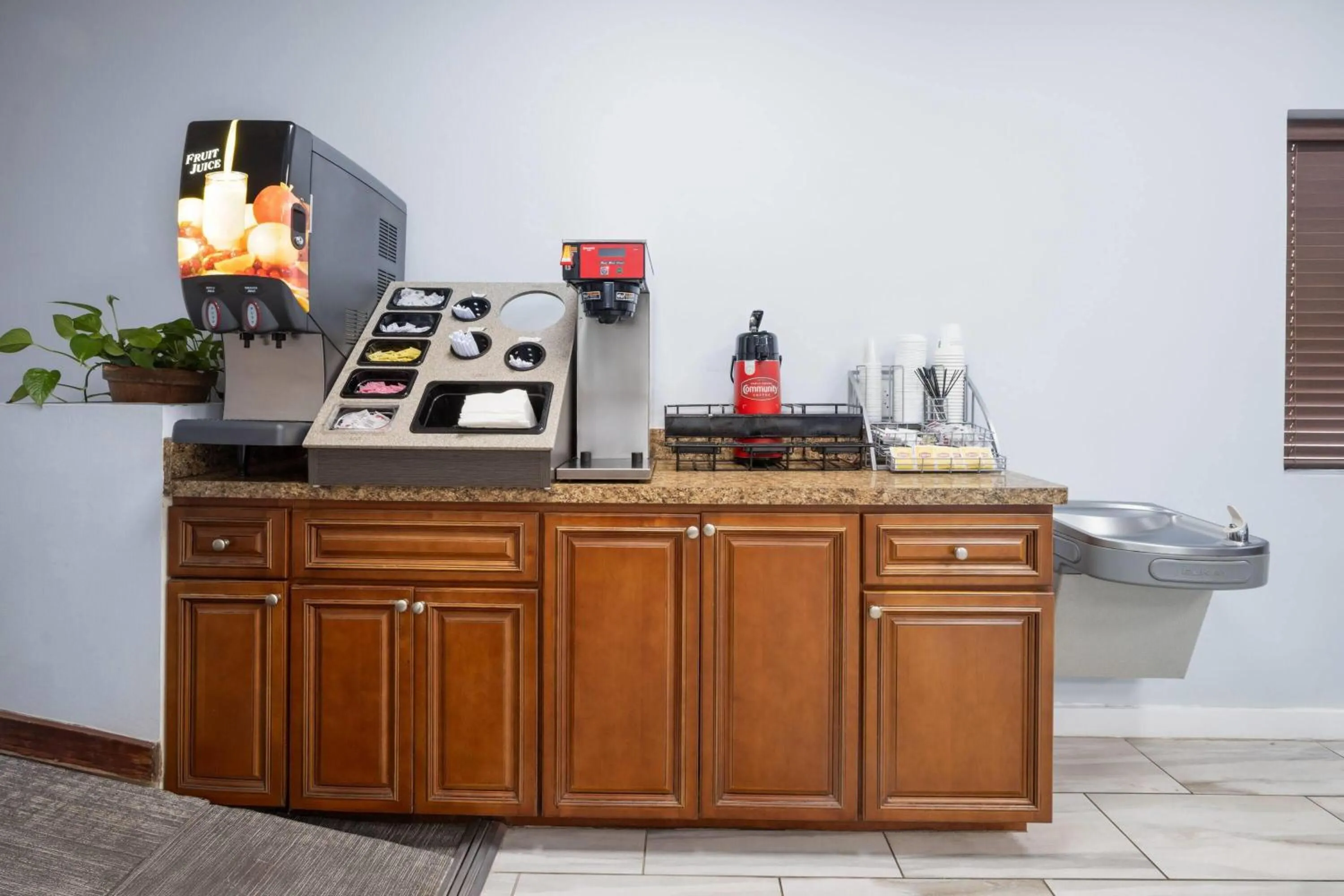 Other in Super 8 by Wyndham Macon West