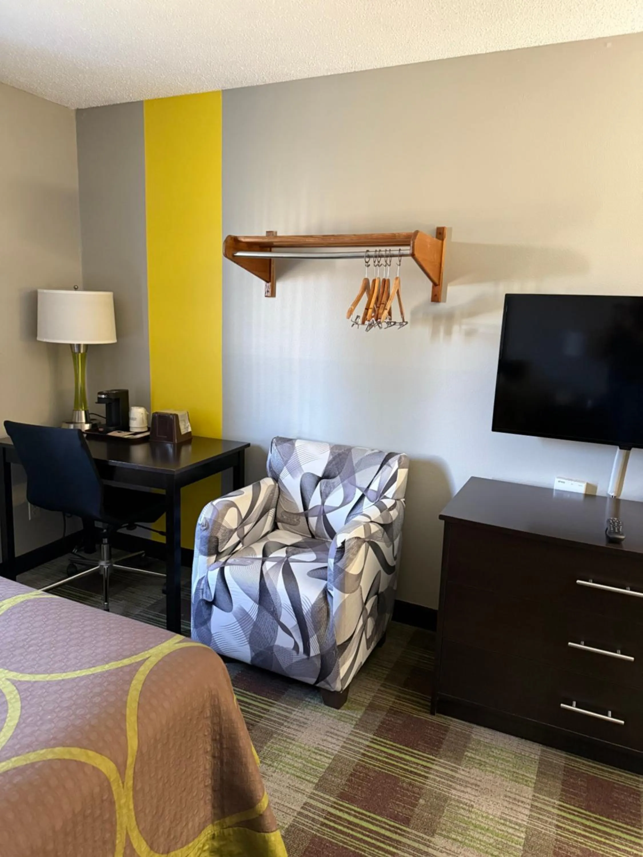 Super 8 by Wyndham Campbellsville KY