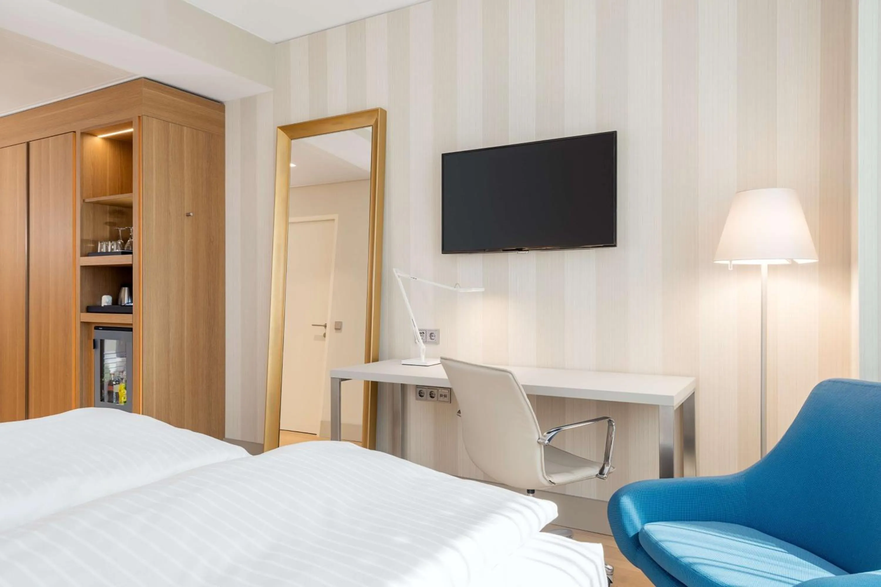 Standard Double or Twin Room with View in NH Graz City