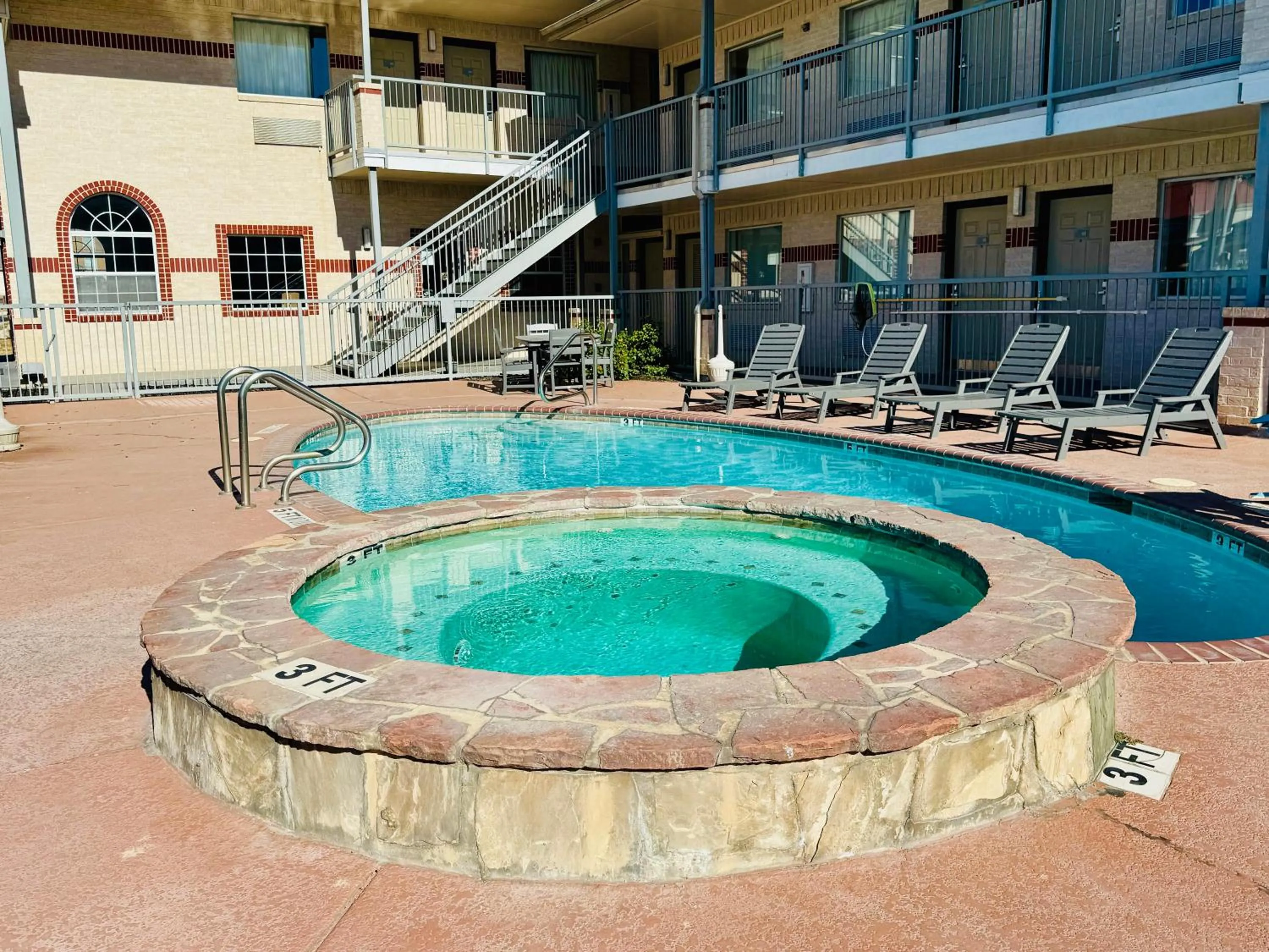 Property building in Hill Country Inn & Suites - New Braunfels, Gruene