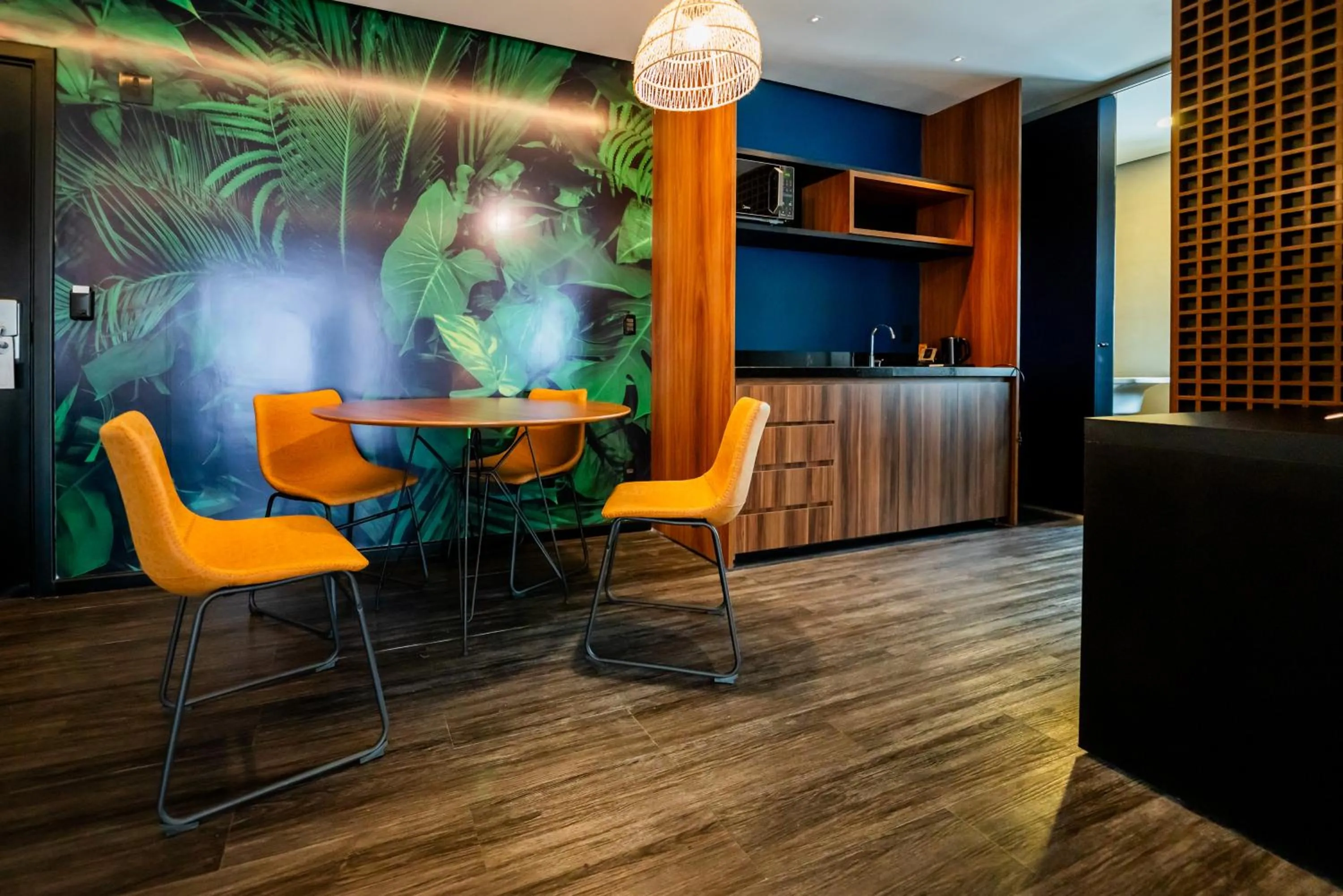 Kitchen or kitchenette in Mercure Belem Boulevard