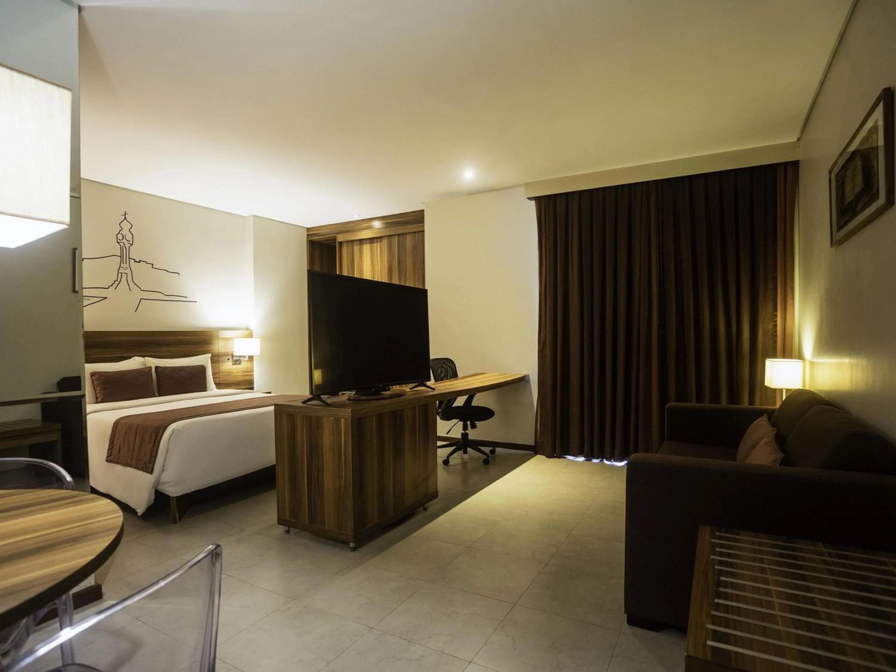 Bedroom, Bed in Mercure Belem Boulevard