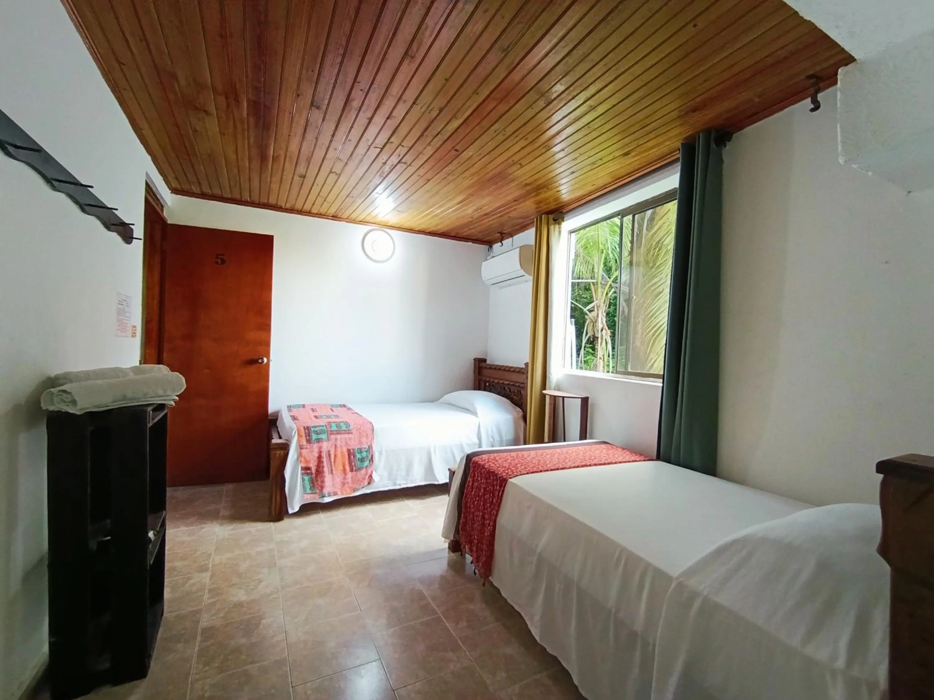 Photo of the whole room, Bed in The Rock House Eco