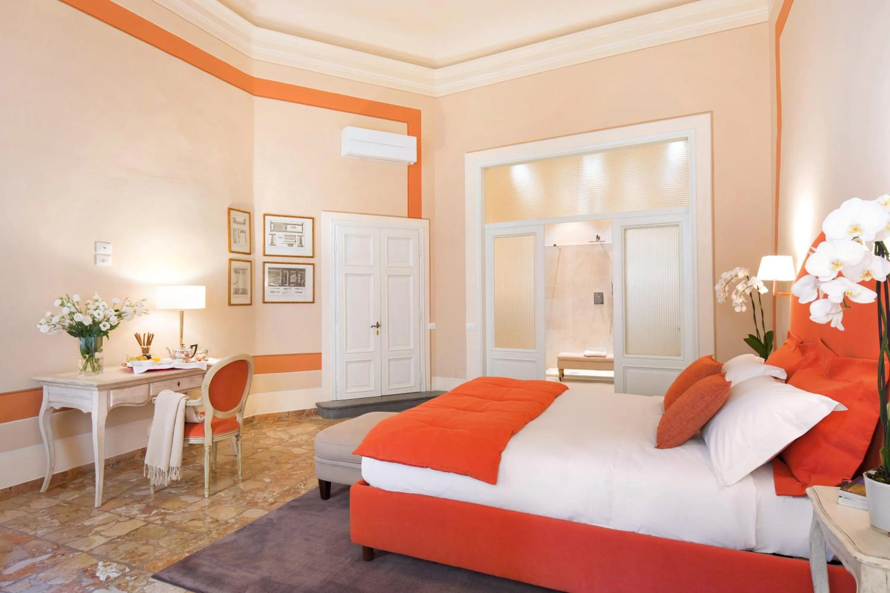 Photo of the whole room, Bed in B&B Cerretani Palace