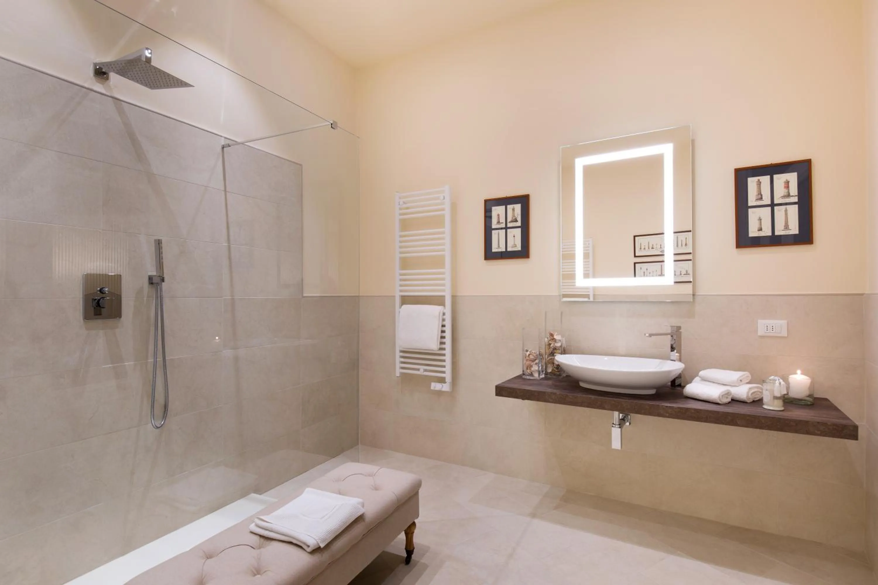 Shower in B&B Cerretani Palace