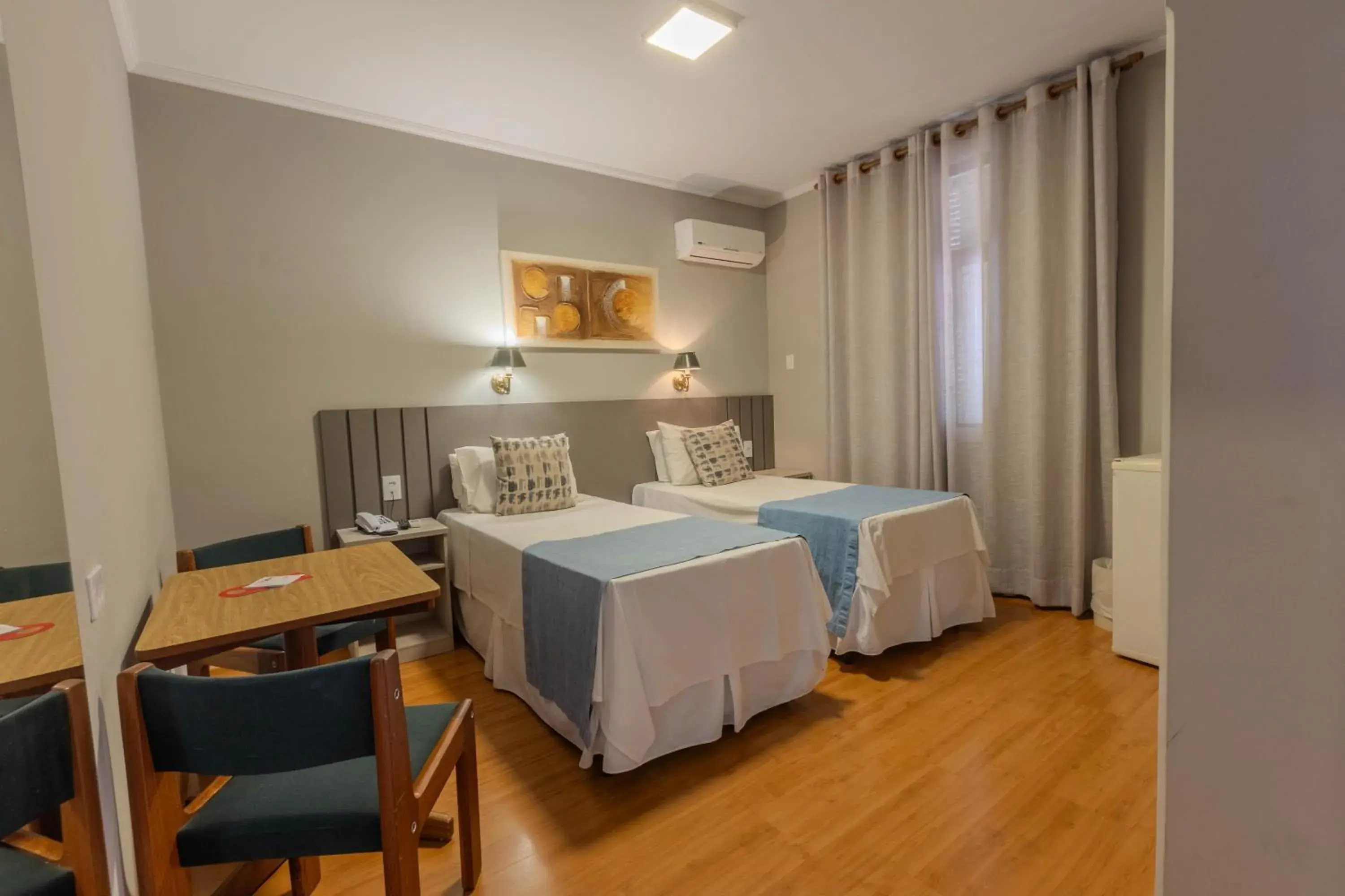 Twin Room - Disability Access in Hotel Minas Gerais Twin Room - Disability Access in Hotel Minas Gerais