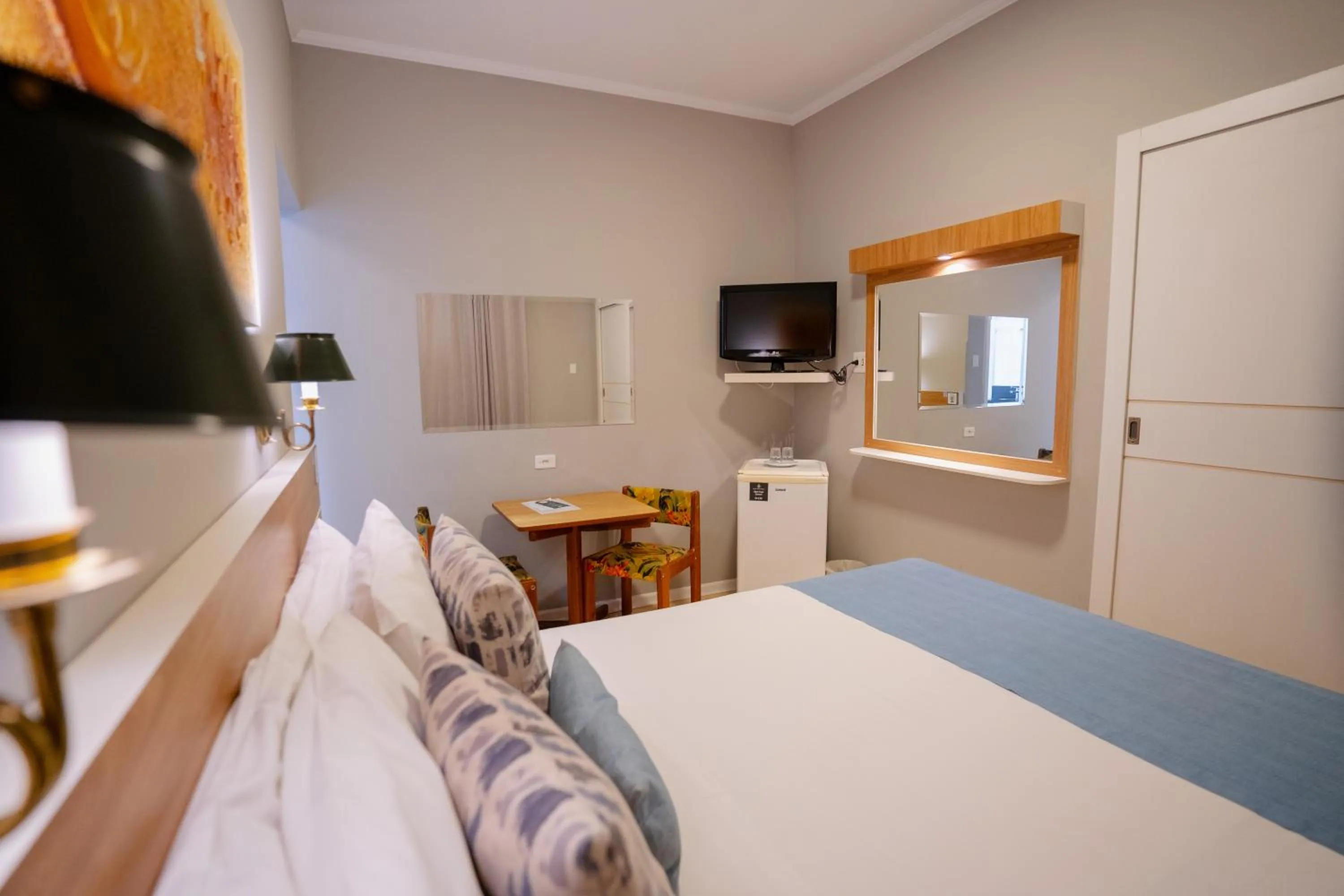 Photo of the whole room, Bed in Hotel Minas Gerais