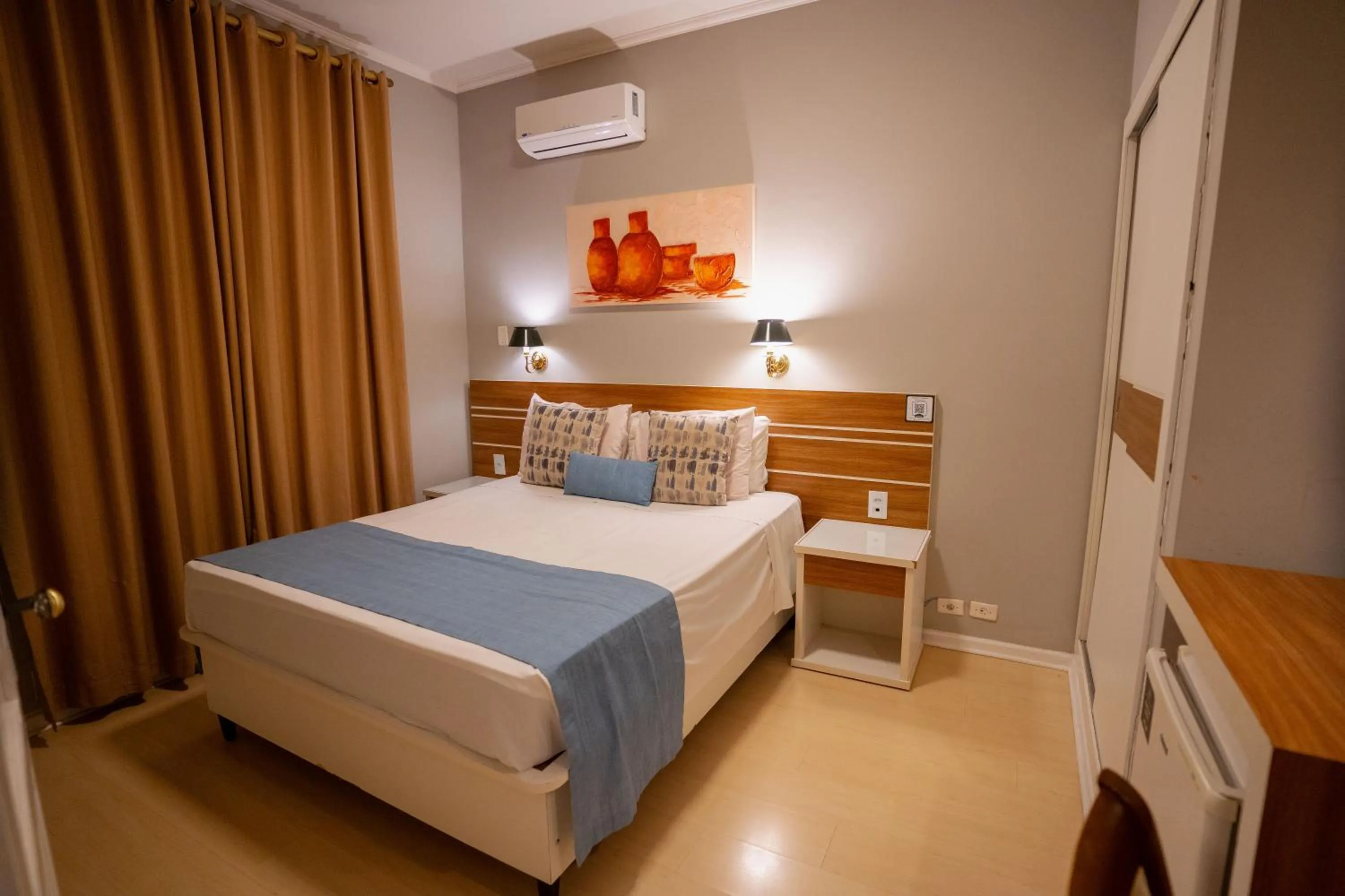 Bedroom, Bed in Hotel Minas Gerais