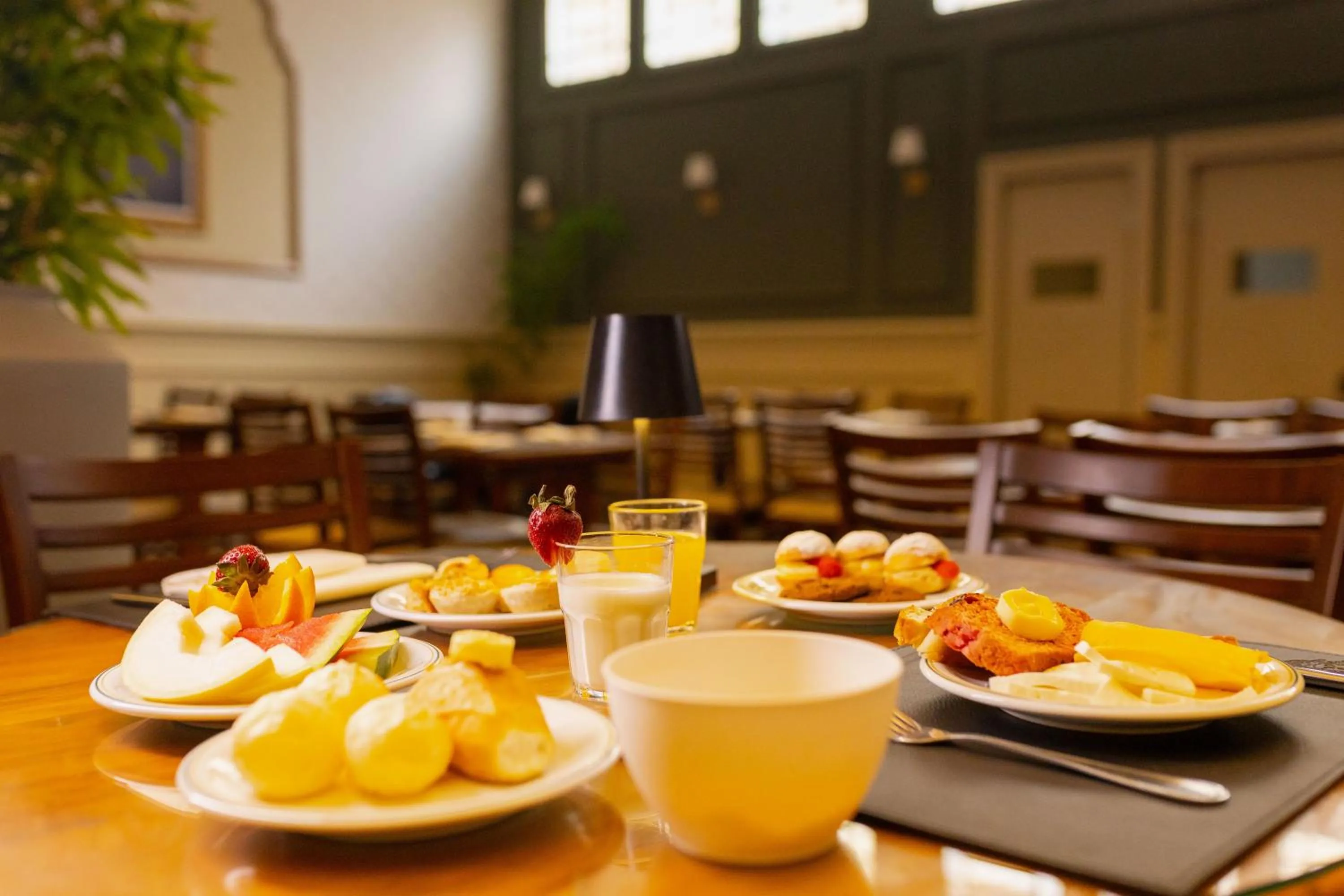 Breakfast in Hotel Minas Gerais