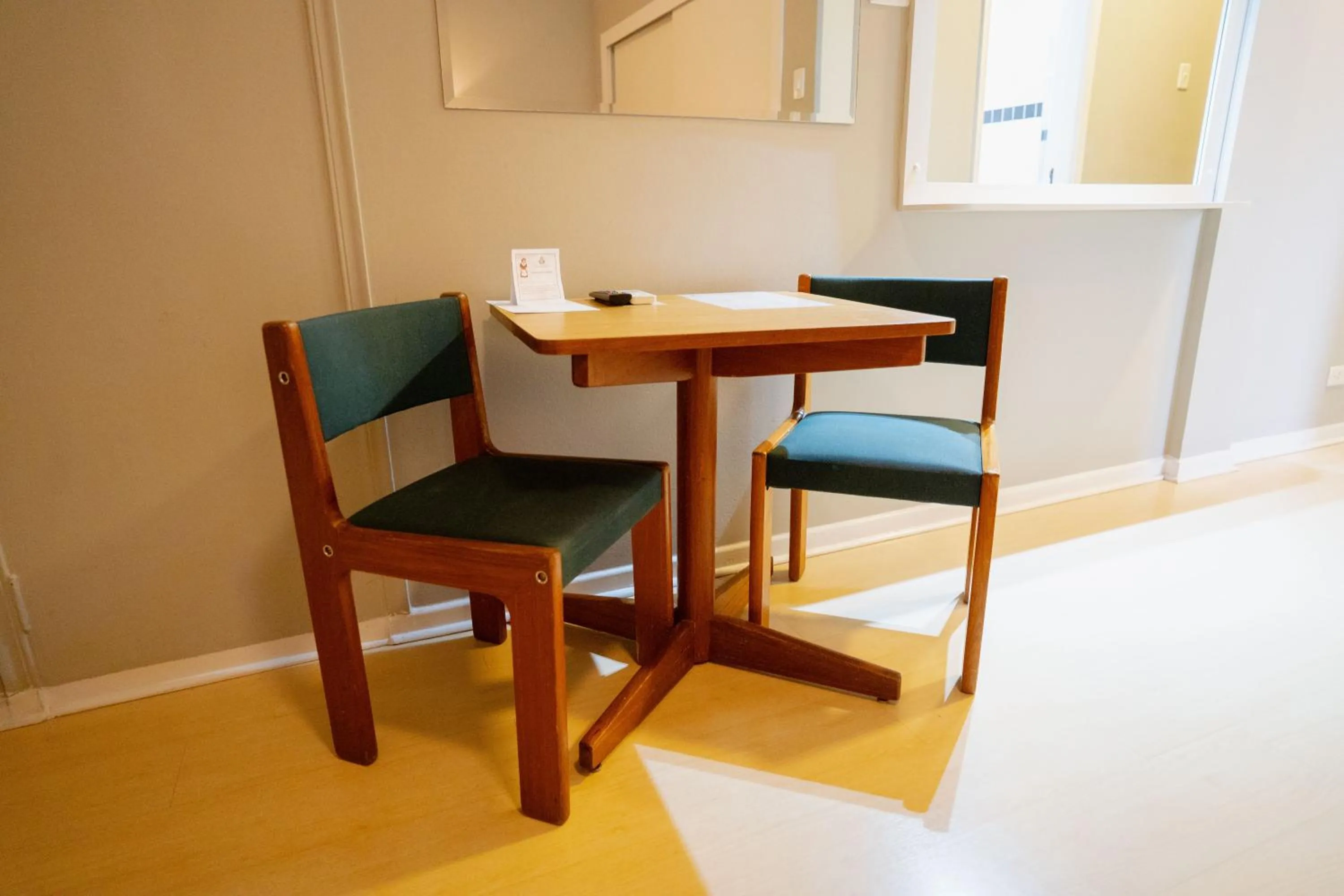 Seating area in Hotel Minas Gerais
