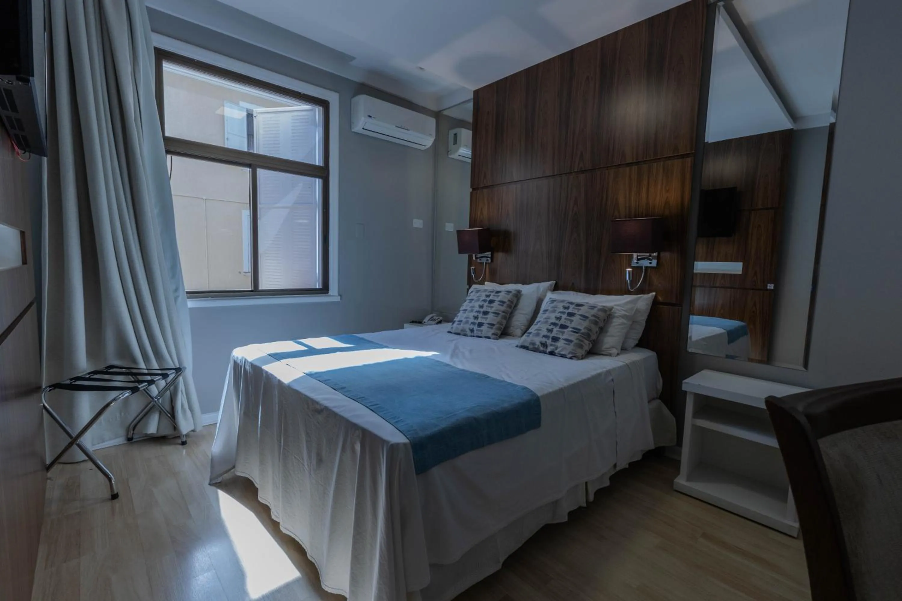 Bedroom, Bed in Hotel Minas Gerais