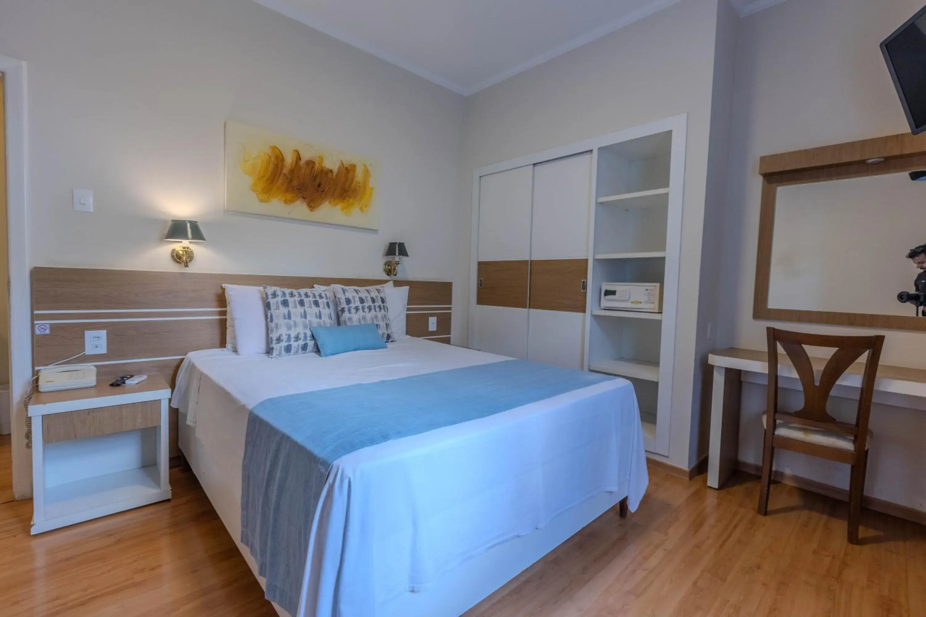 Superior Quadruple Room in Hotel Minas Gerais Superior Quadruple Room in Hotel Minas Gerais