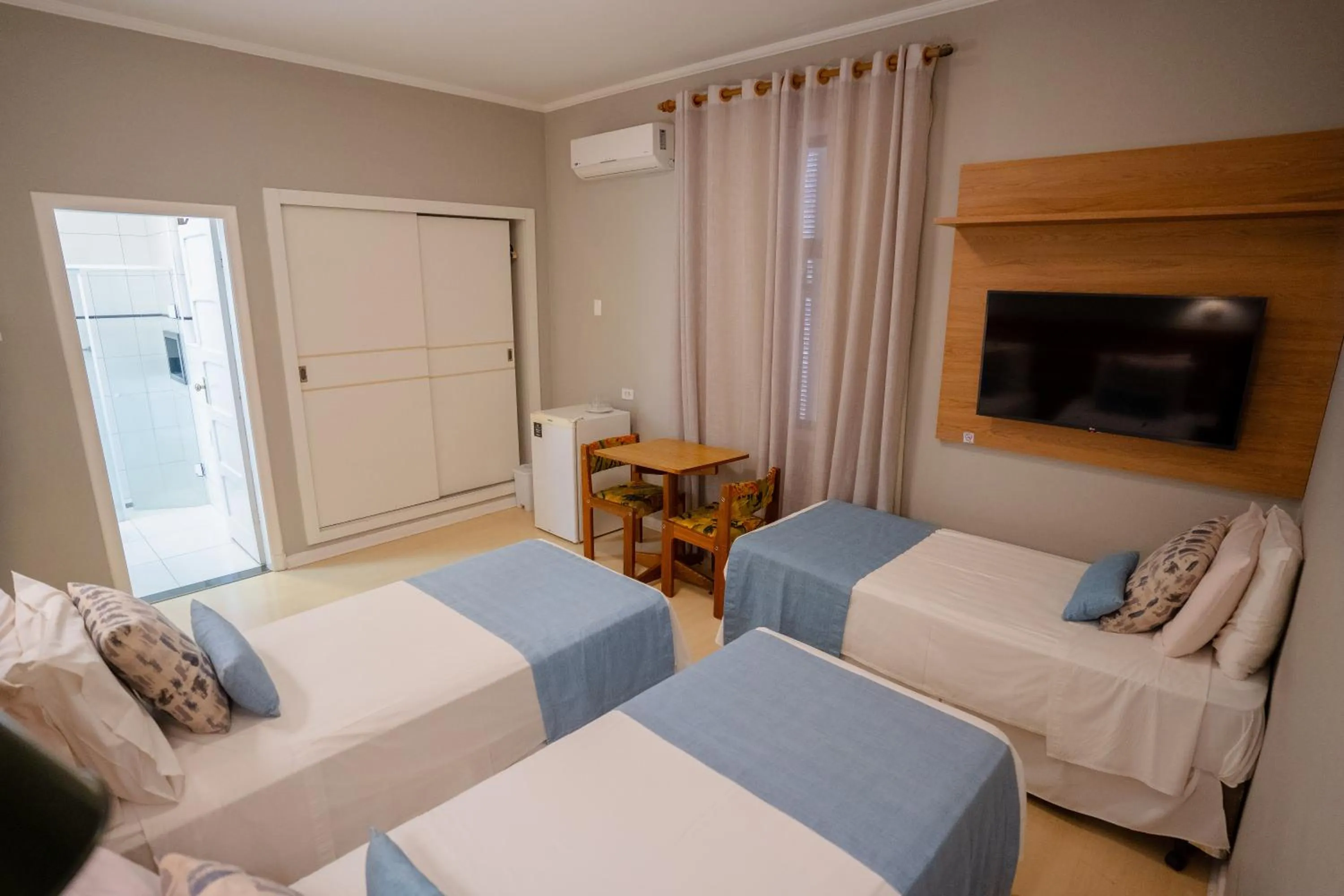 Photo of the whole room, Bed in Hotel Minas Gerais