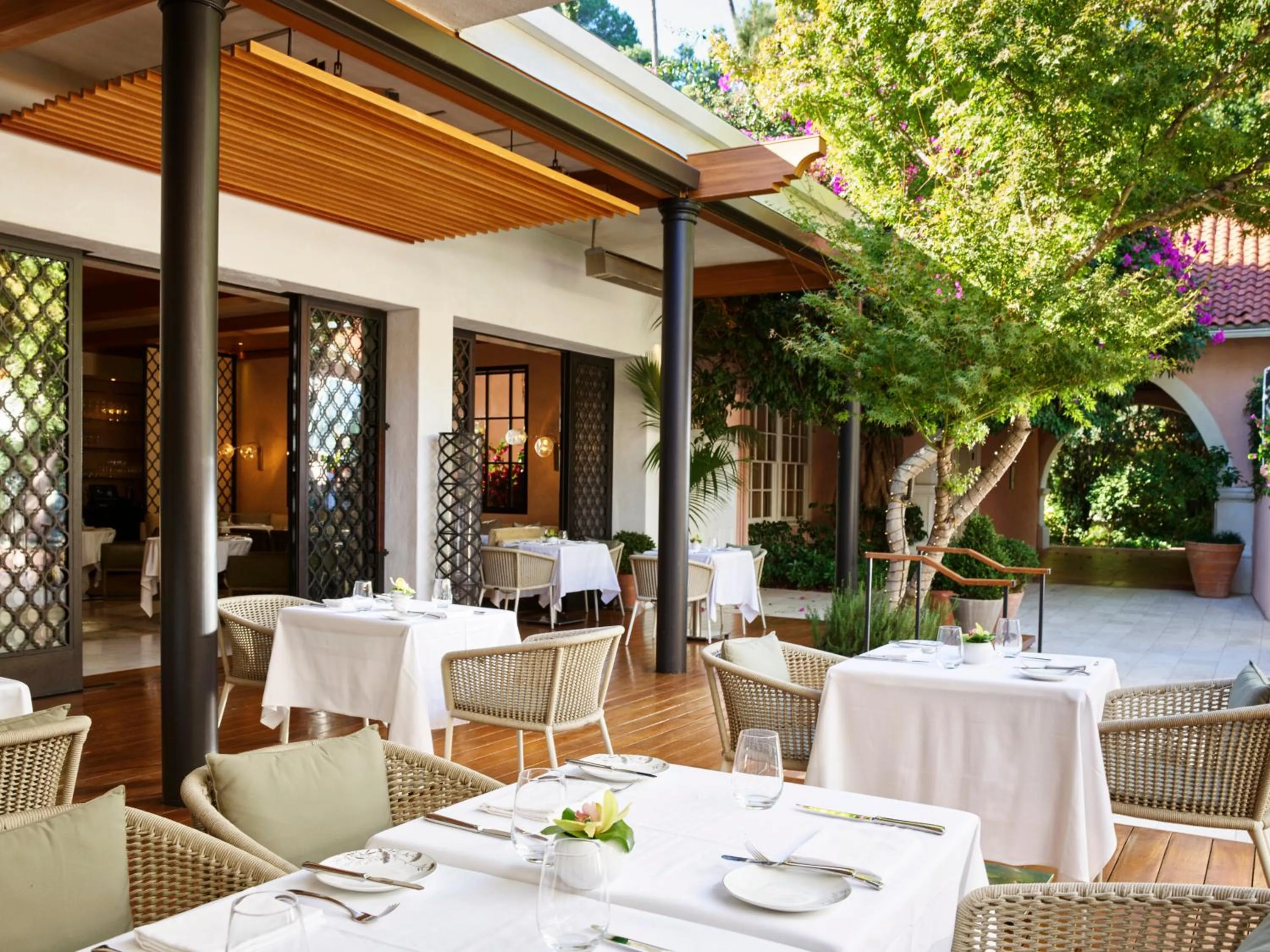 Restaurant/places to eat in Hotel Bel-Air - Dorchester Collection