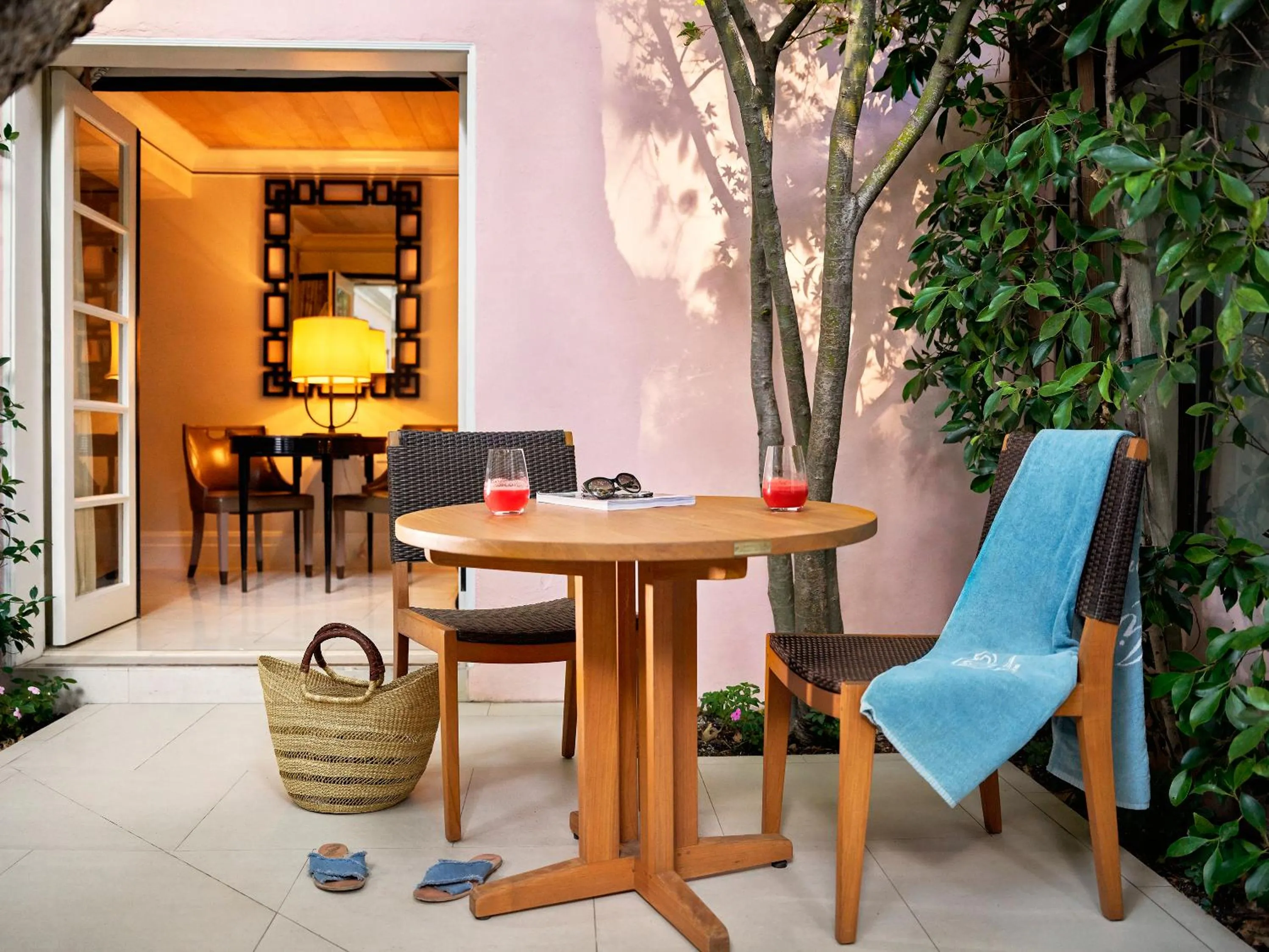 Patio in Hotel Bel-Air - Dorchester Collection