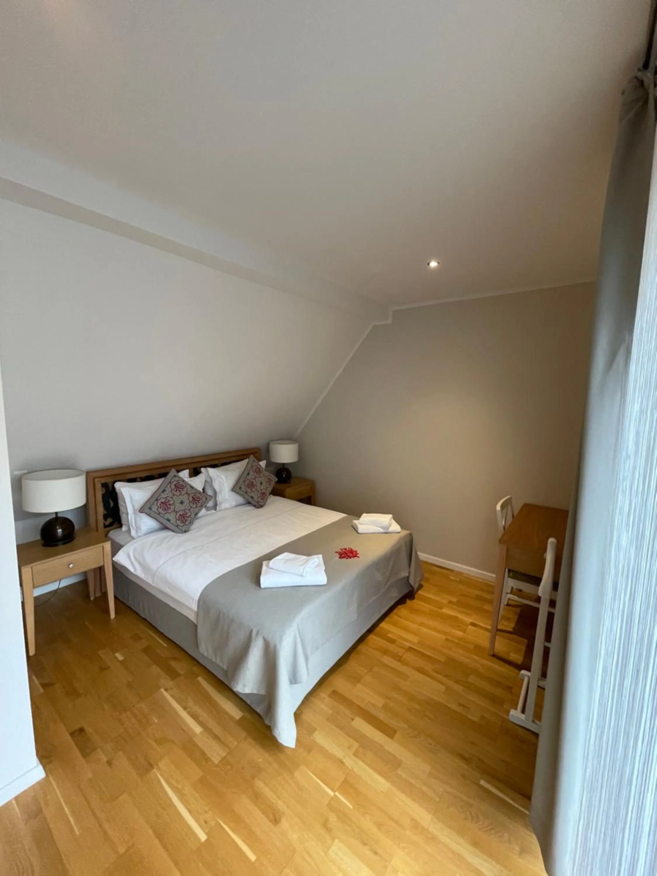 Bed in Hotel Altes Fährhaus