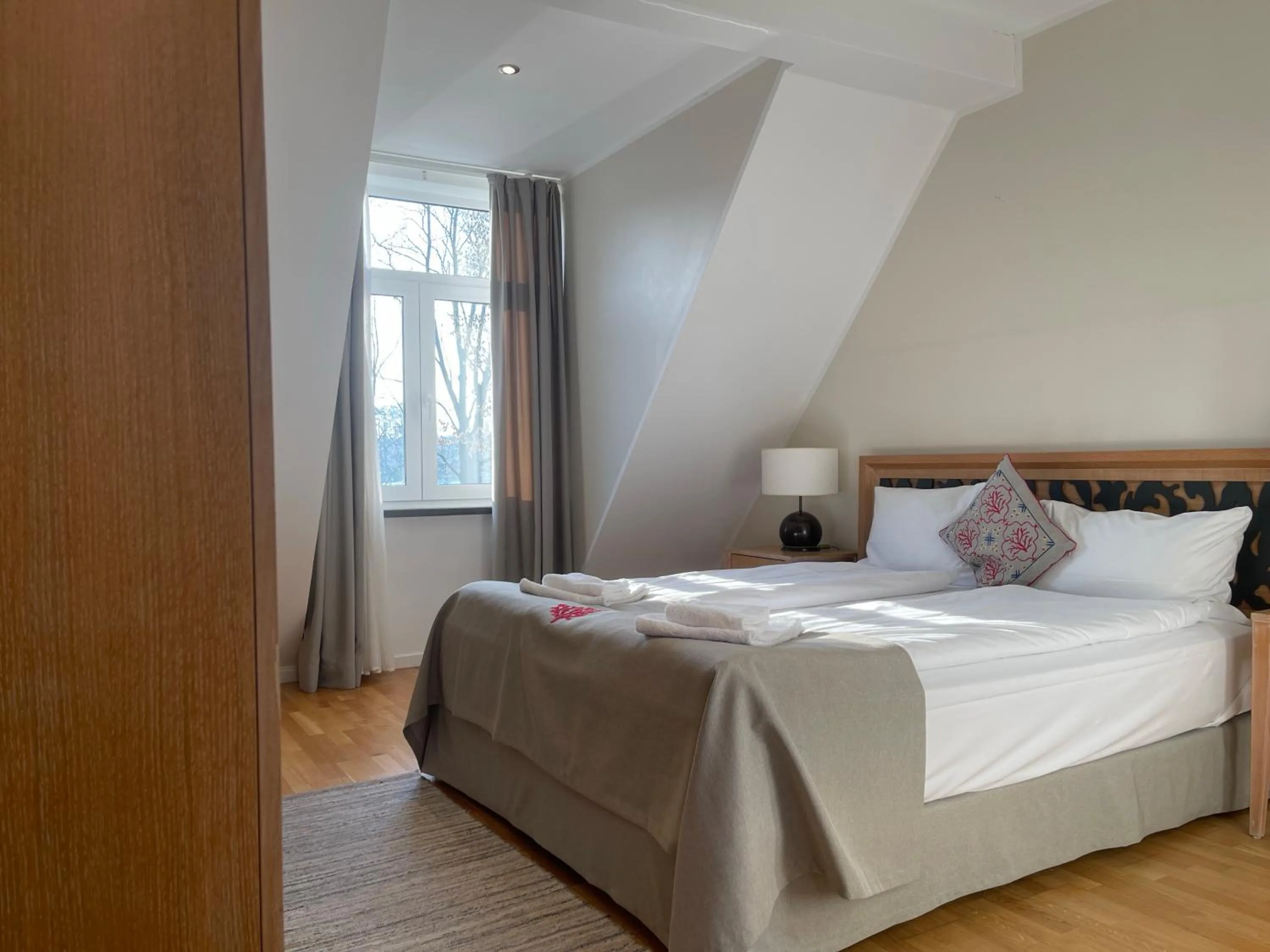 Bed in Hotel Altes Fährhaus