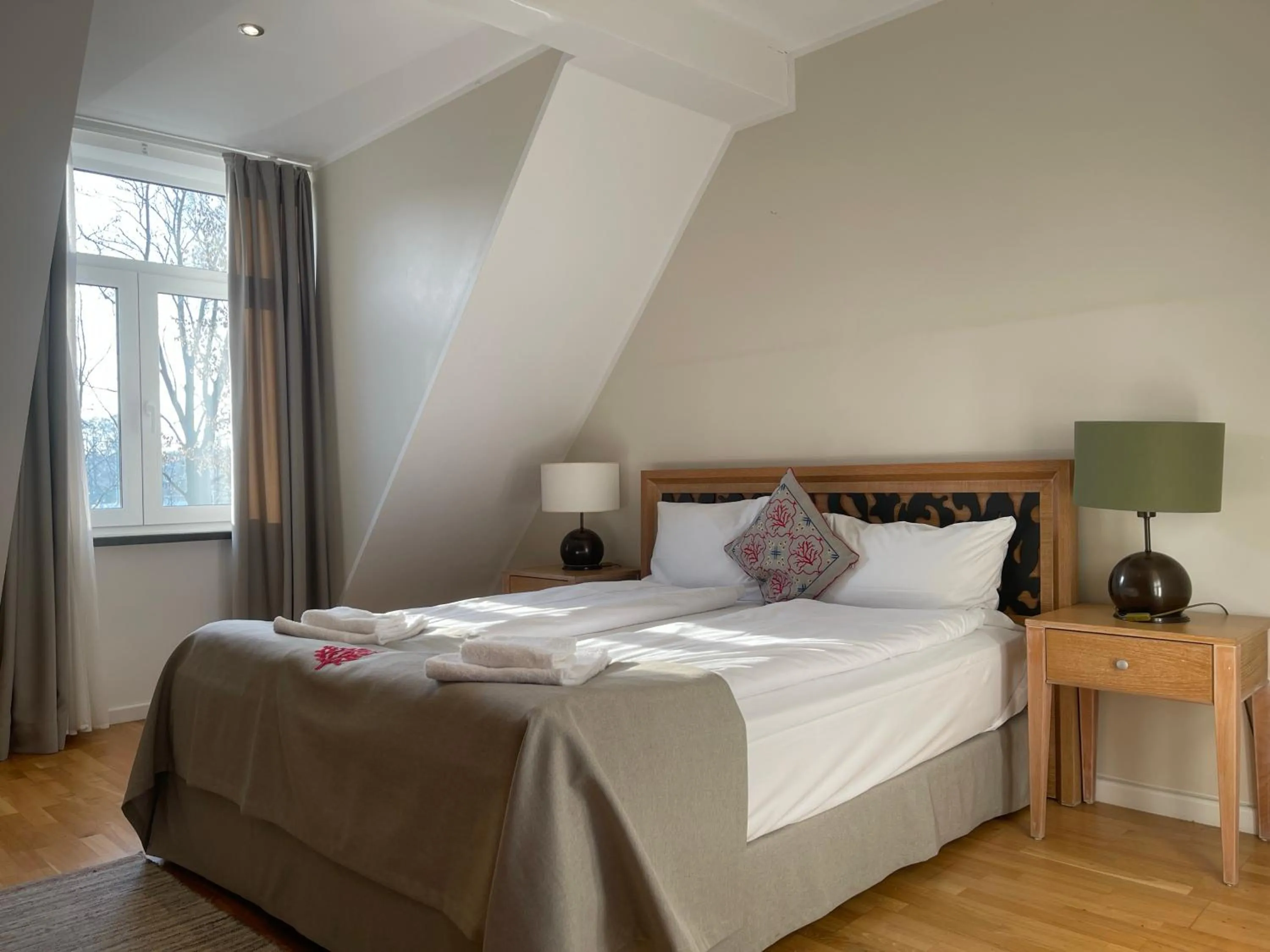 Bed in Hotel Altes Fährhaus