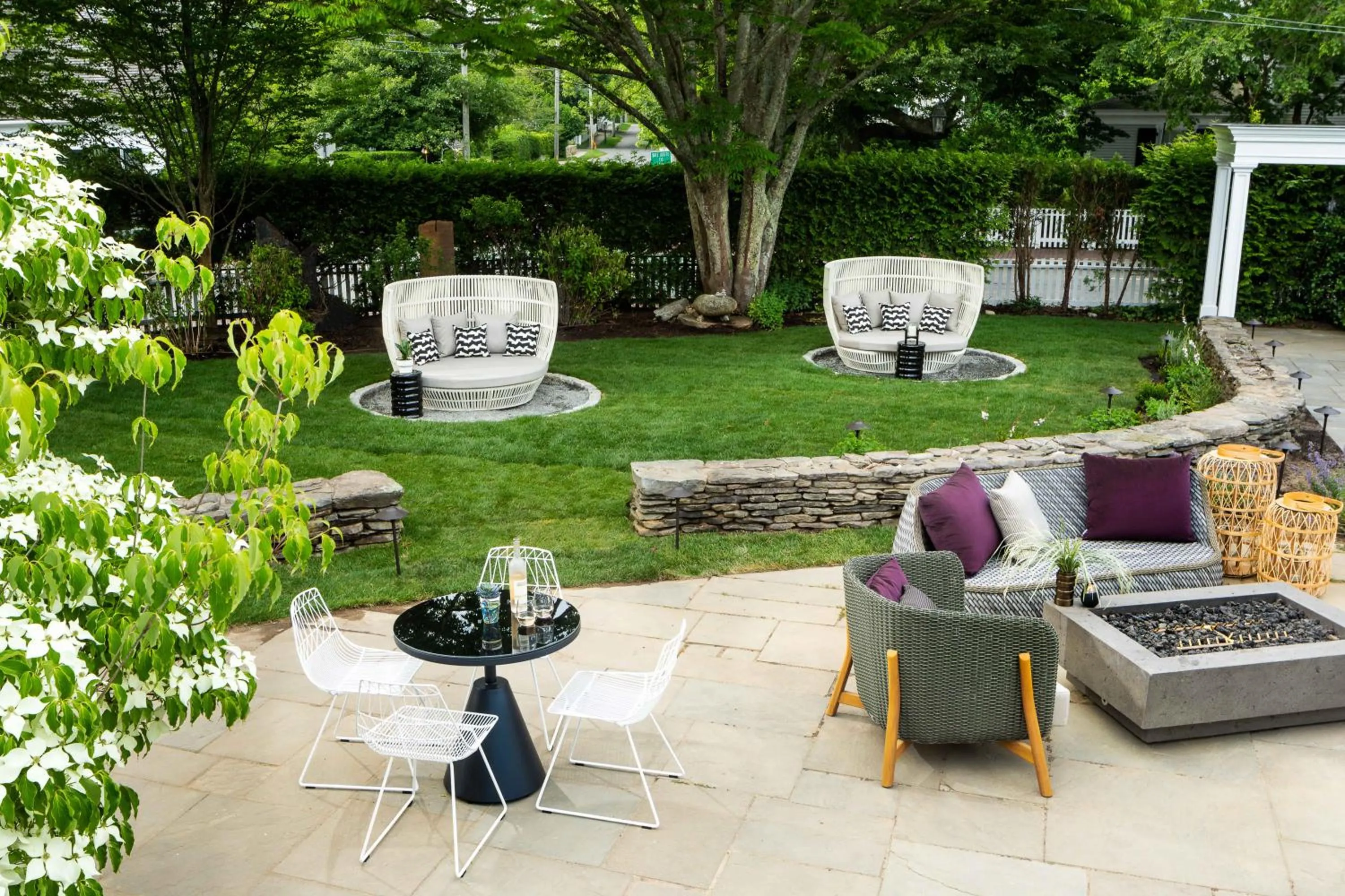 Patio in The Richard, The Edgartown Collection